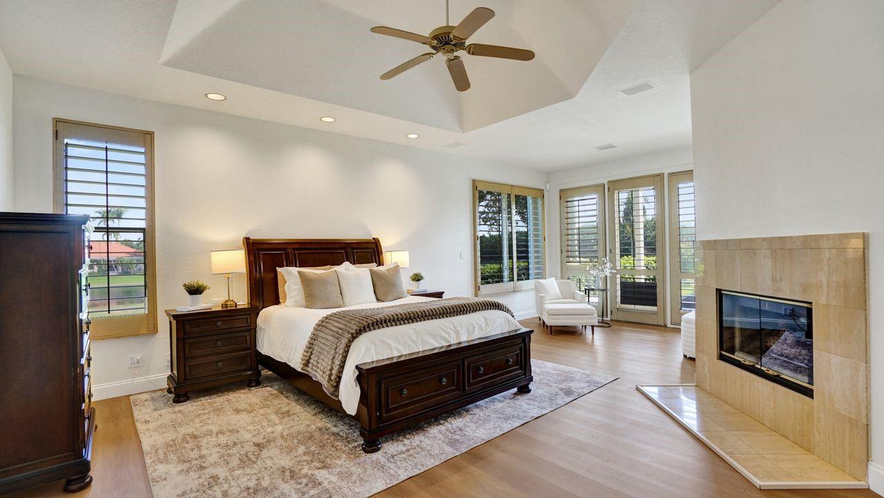 THE FAIRWAYS, WESTON HILLS - Residential