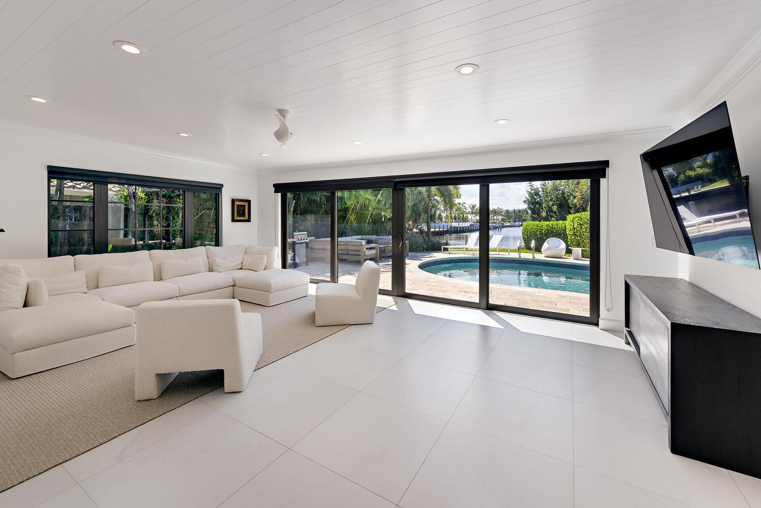 DELRAY ISLE - Residential