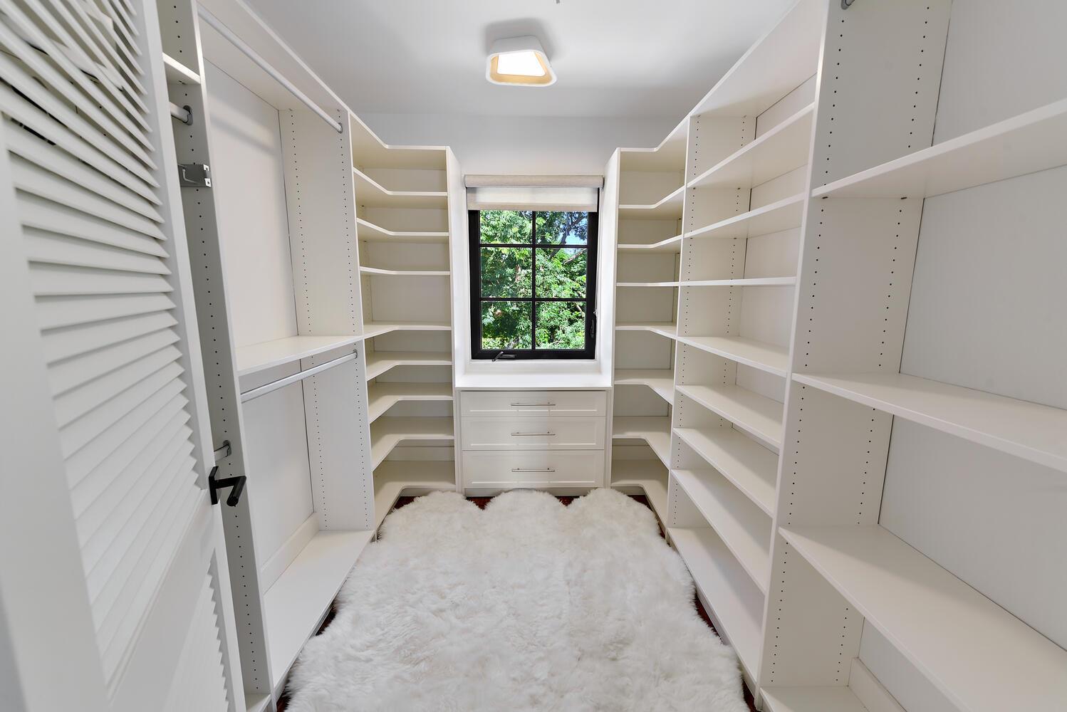 DELRAY ISLE - Residential