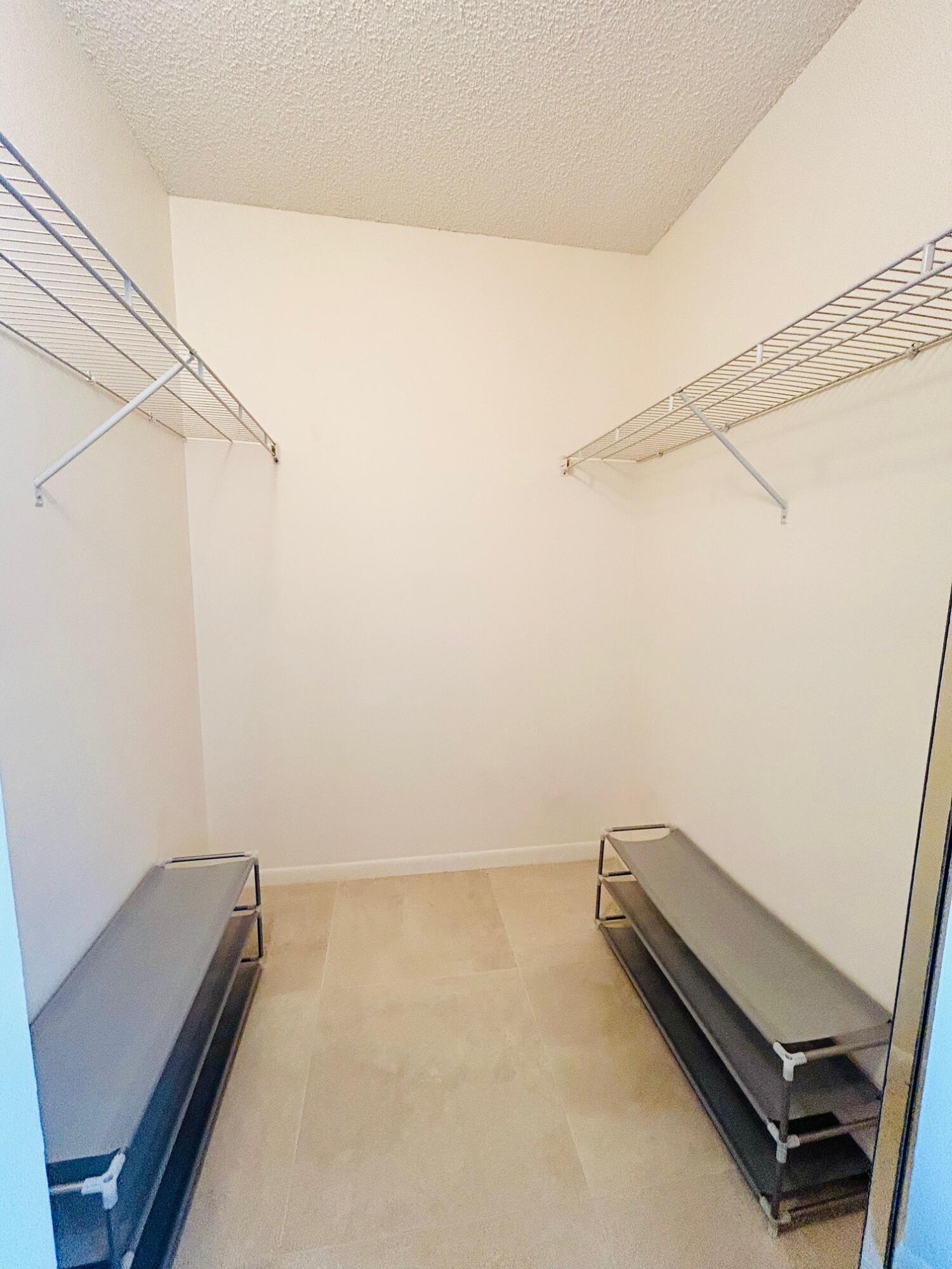 PINE RIDGE SOUTH I CONDO - Residential