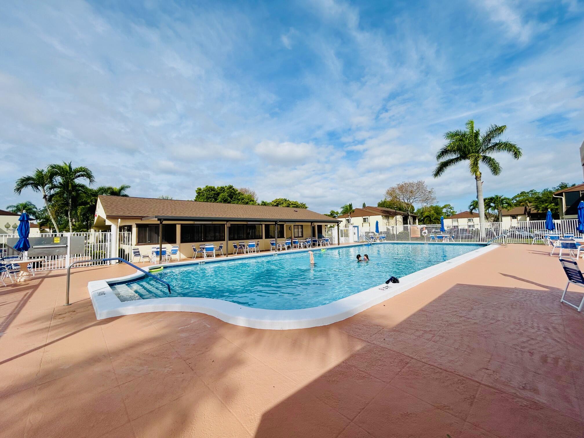 PINE RIDGE SOUTH I CONDO - Residential