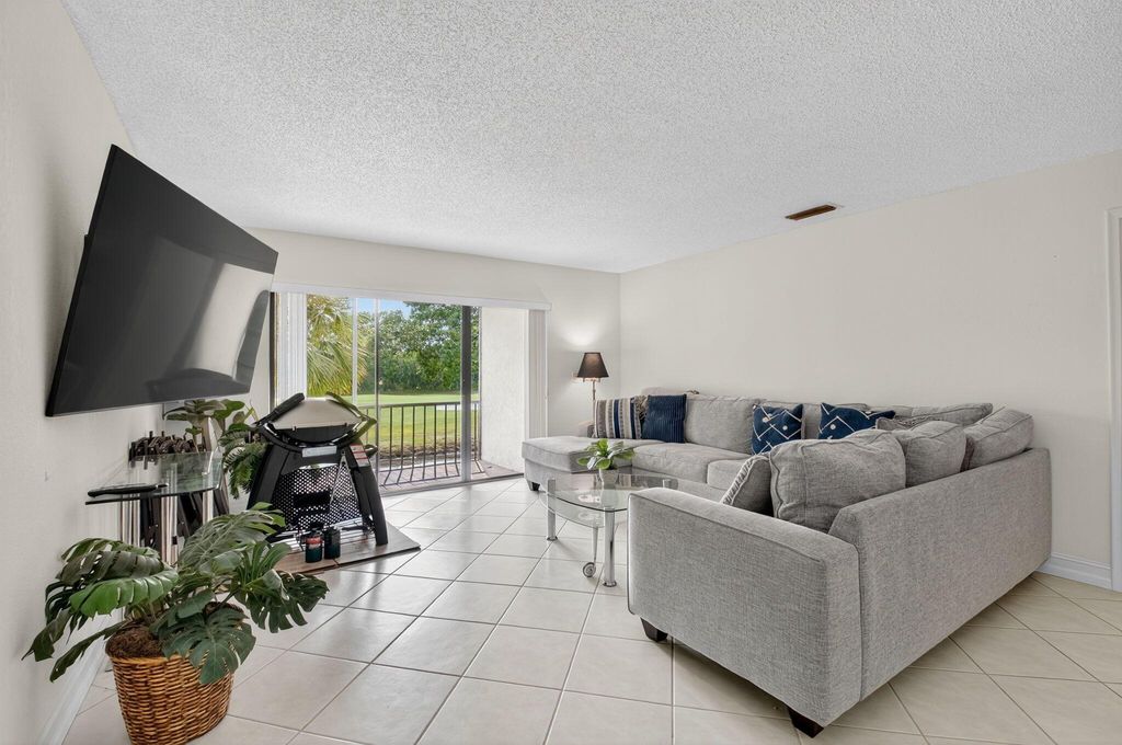 Photo of 21988 Cypress Drive #43f, Boca Raton, FL 33433 (MLS # R11124039)