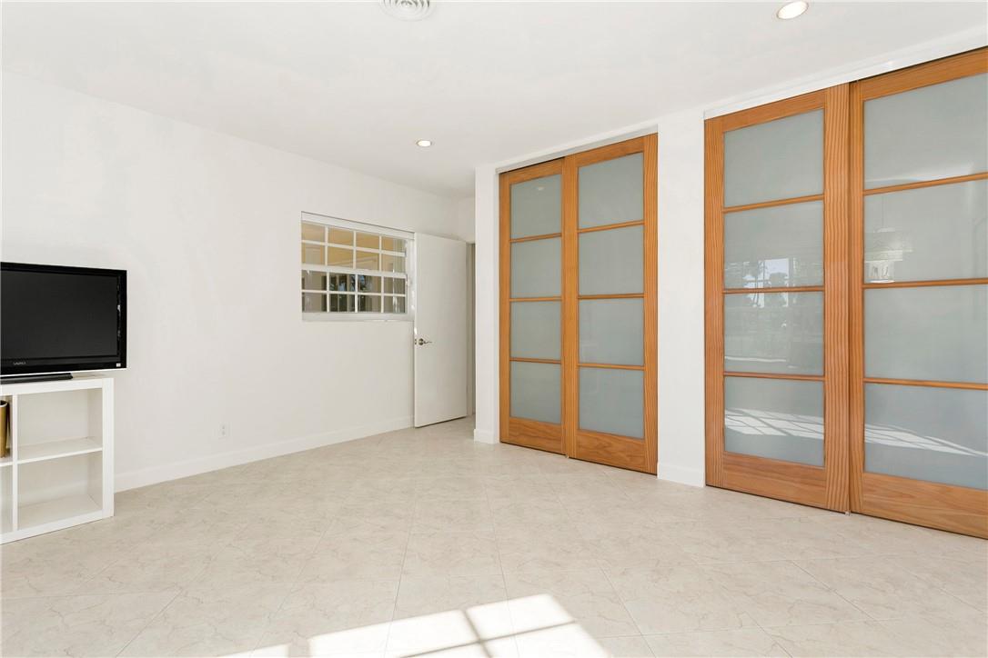 HARBOR VILLAGE SEC F - Residential Lease