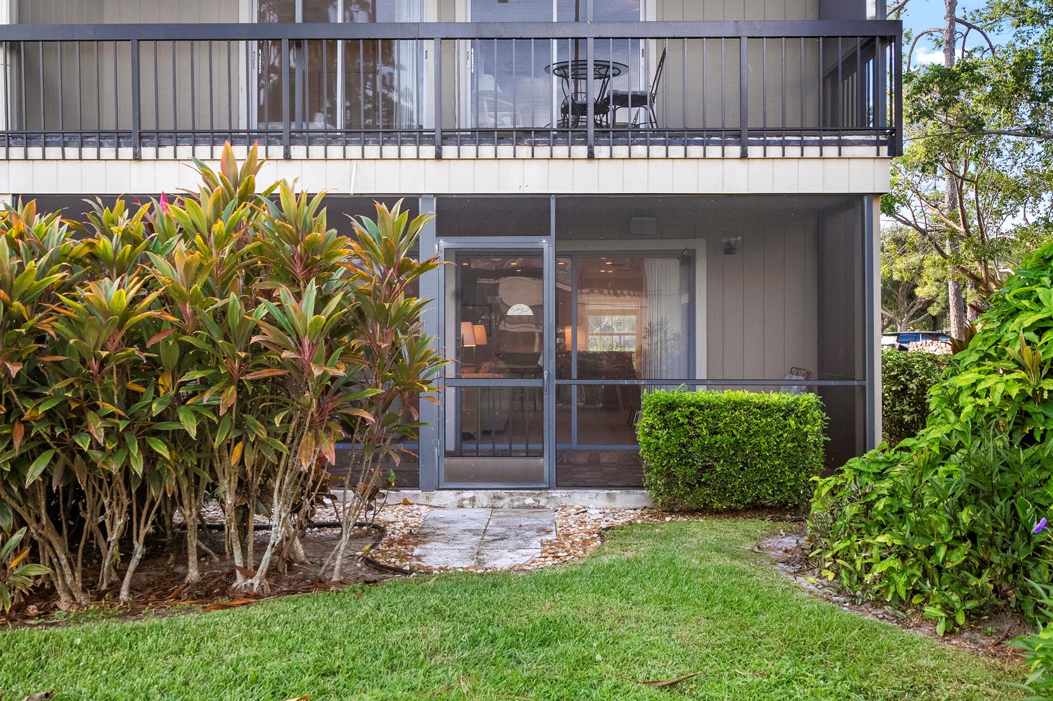 RIVERBEND CONDO - Residential