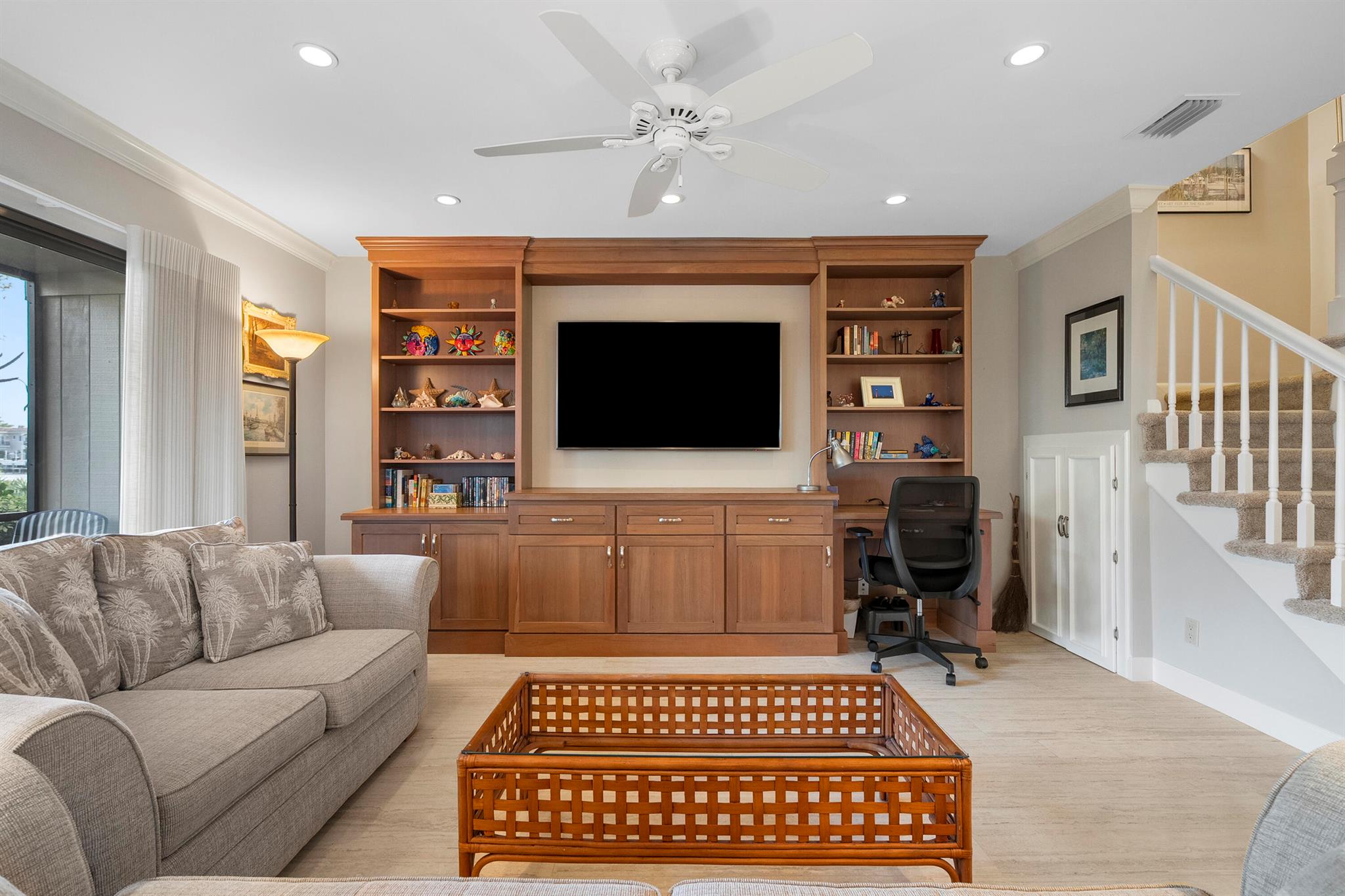 RIVERBEND CONDO - Residential