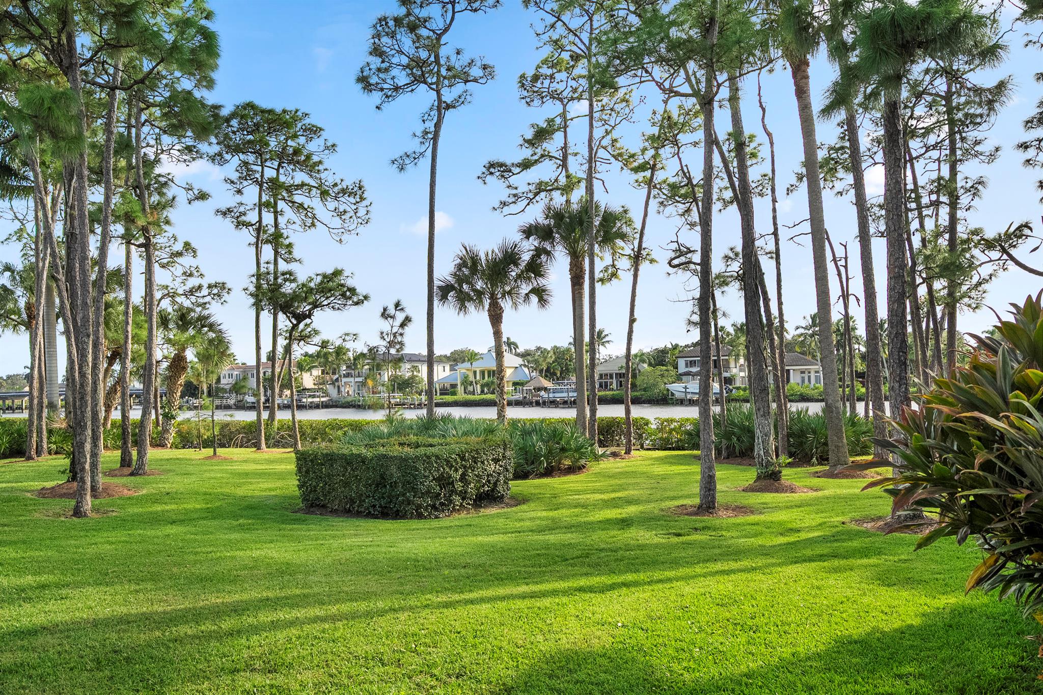 RIVERBEND CONDO - Residential