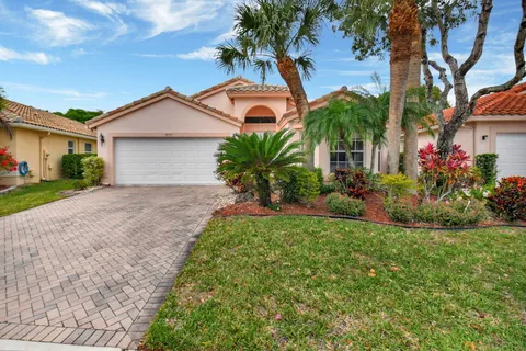 5177 Glenville Drive, Boynton Beach, FL MLS: R11075195