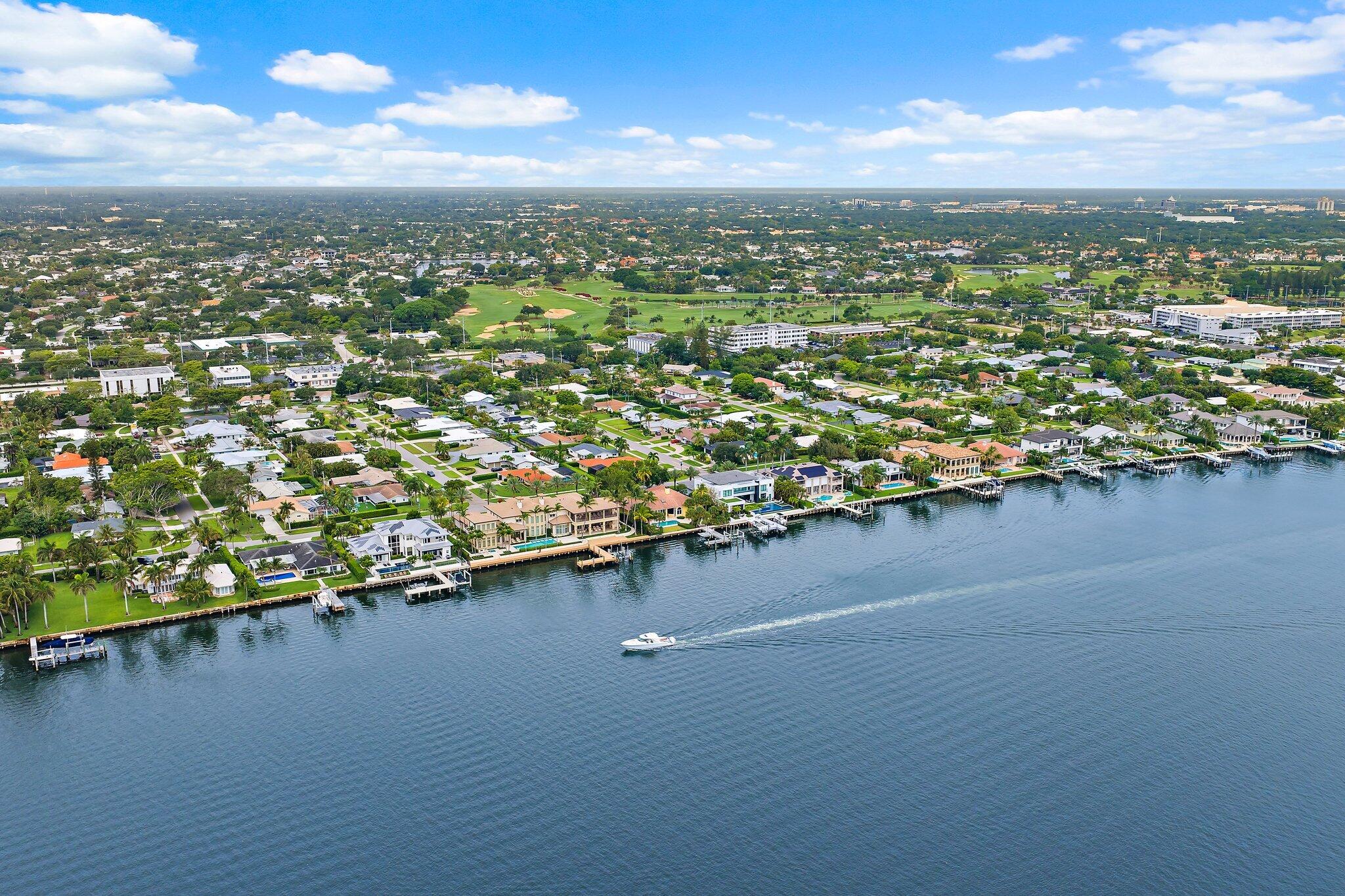 YACHT CLUB - Residential