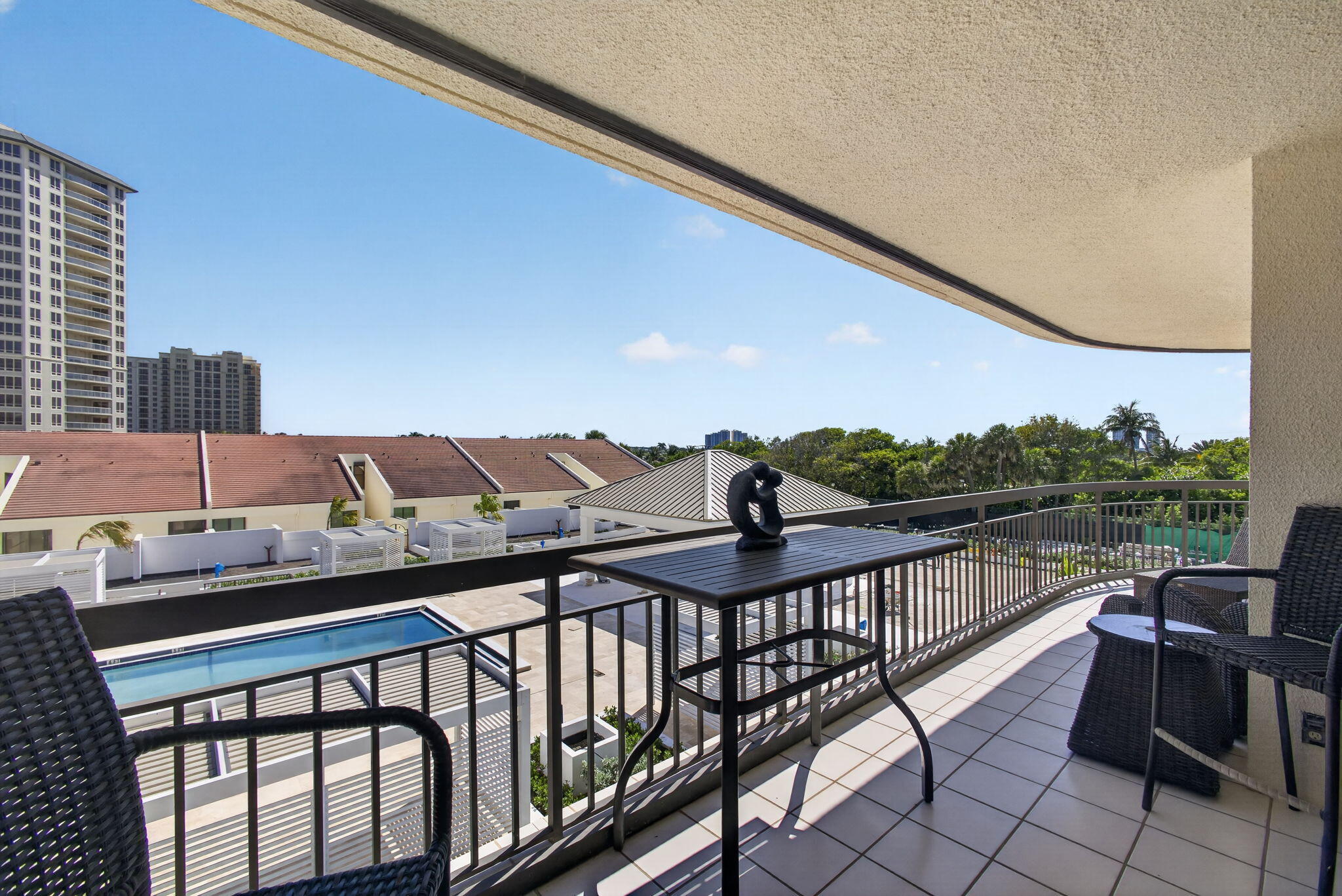 MARTINIQUE 2 CONDO - Residential