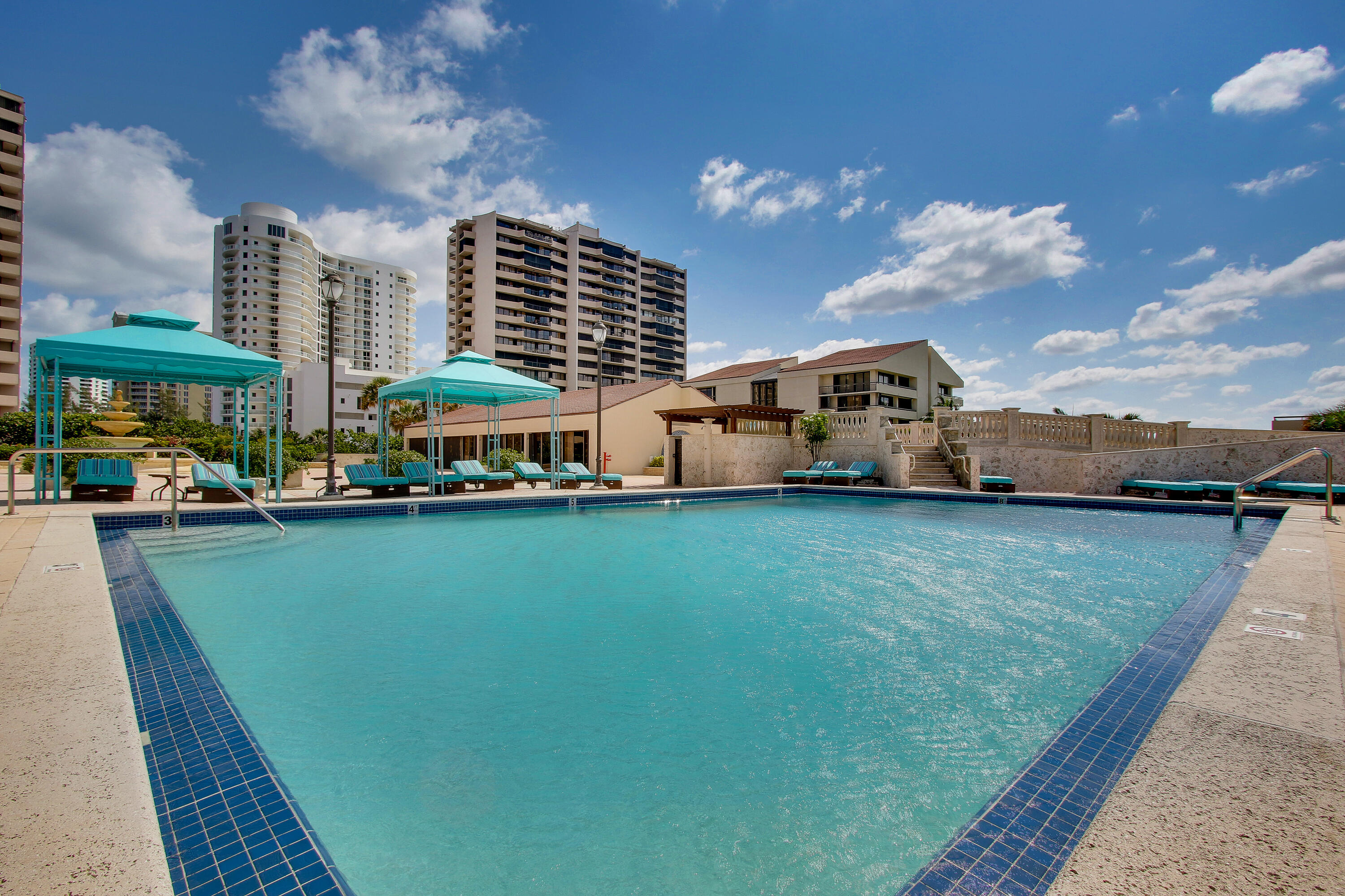 MARTINIQUE 2 CONDO - Residential