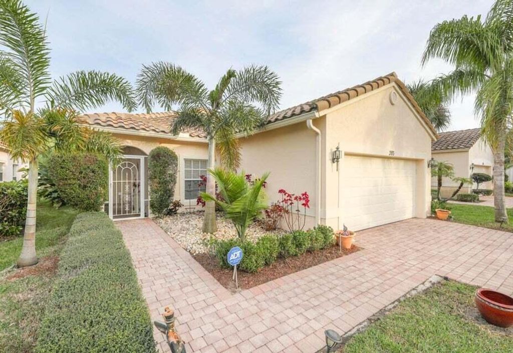 Photo of 393 NW Breezy Point Loop, Port St Lucie, FL 34986 (MLS # R10901930)