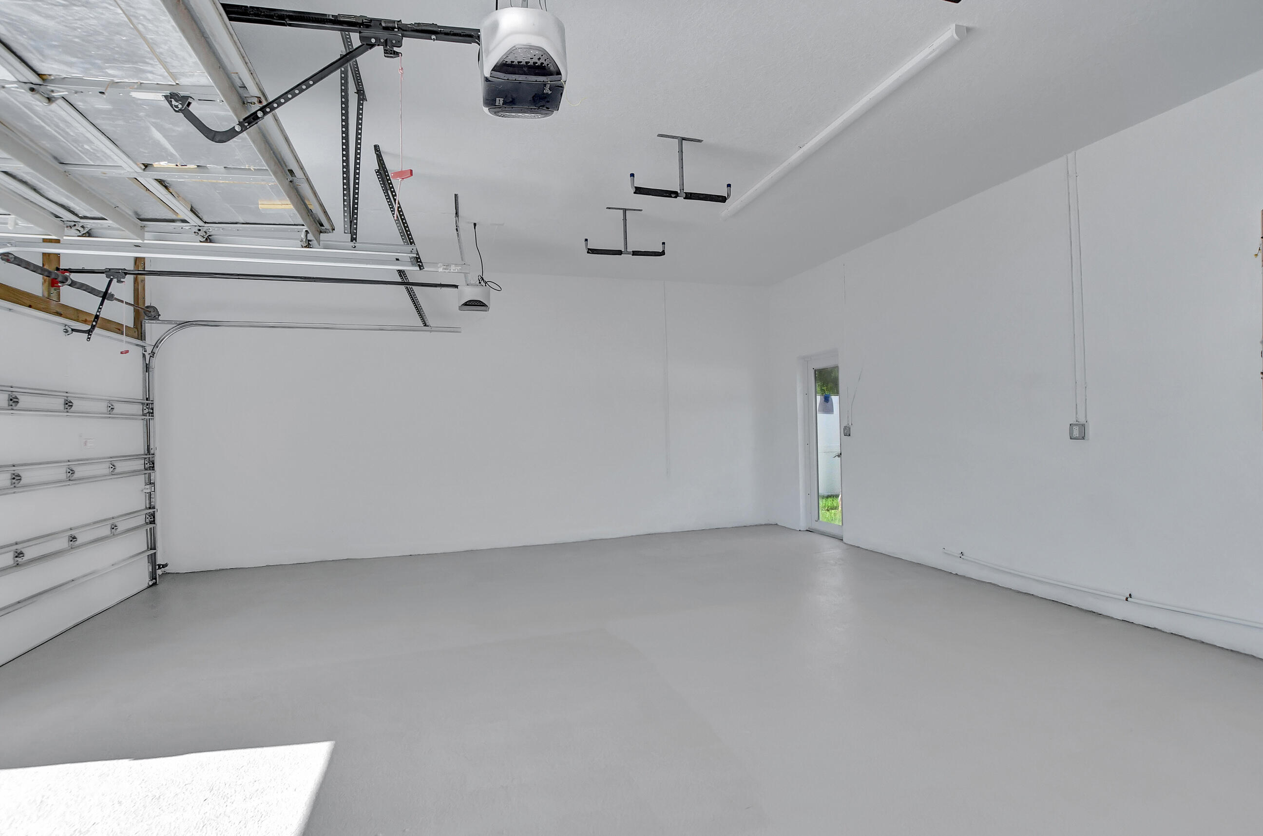 SPANISH VILLAGE - Residential Lease
