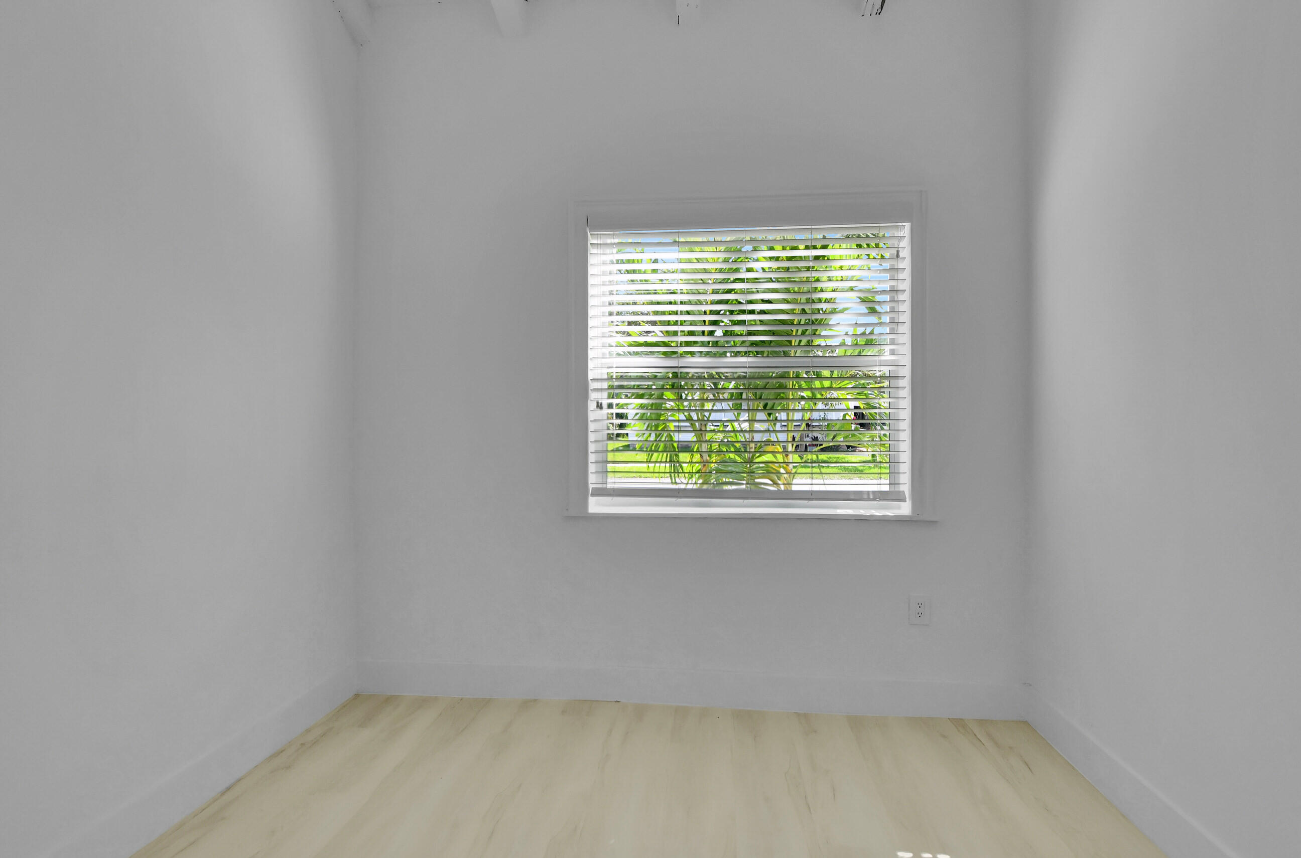 SPANISH VILLAGE - Residential Lease