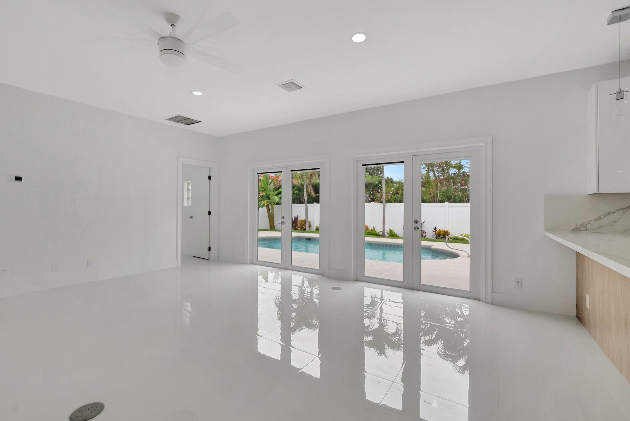 SPANISH VILLAGE - Residential Lease
