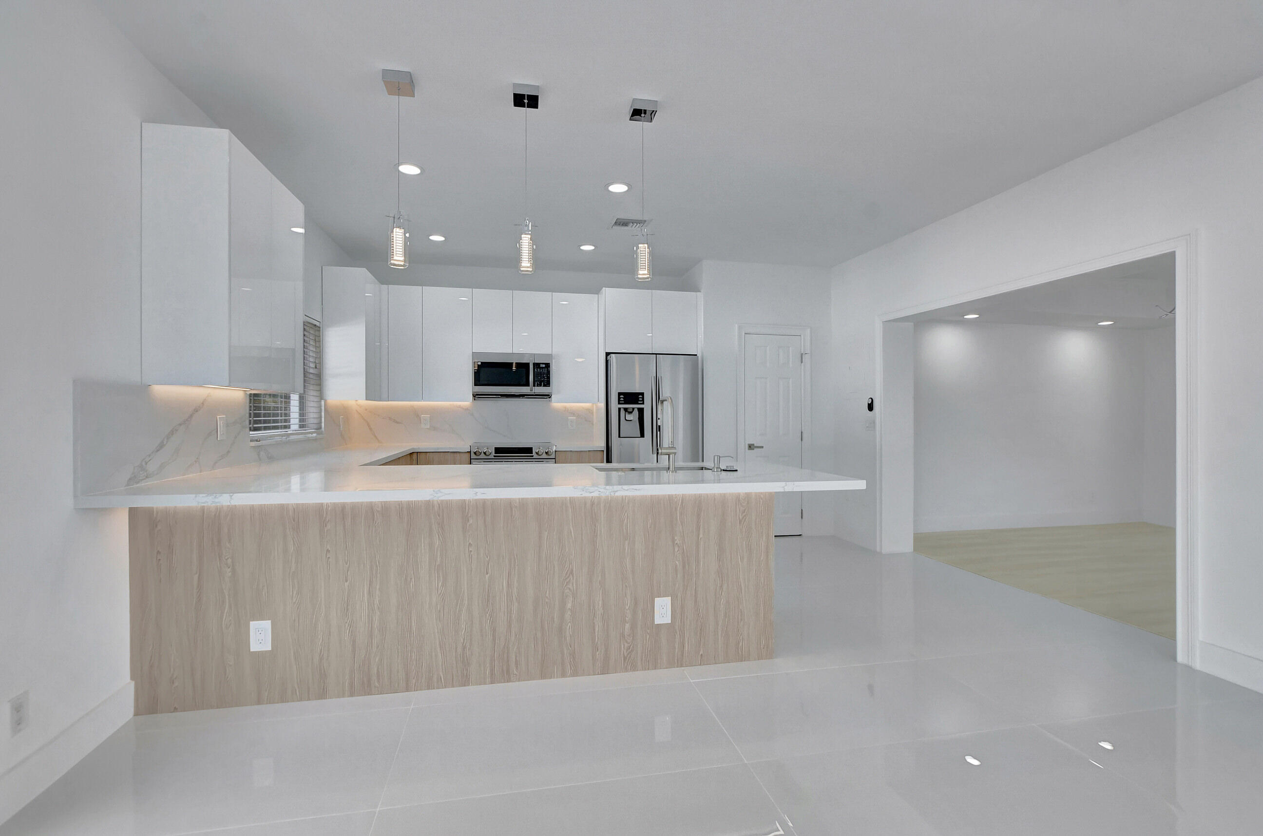 SPANISH VILLAGE - Residential Lease