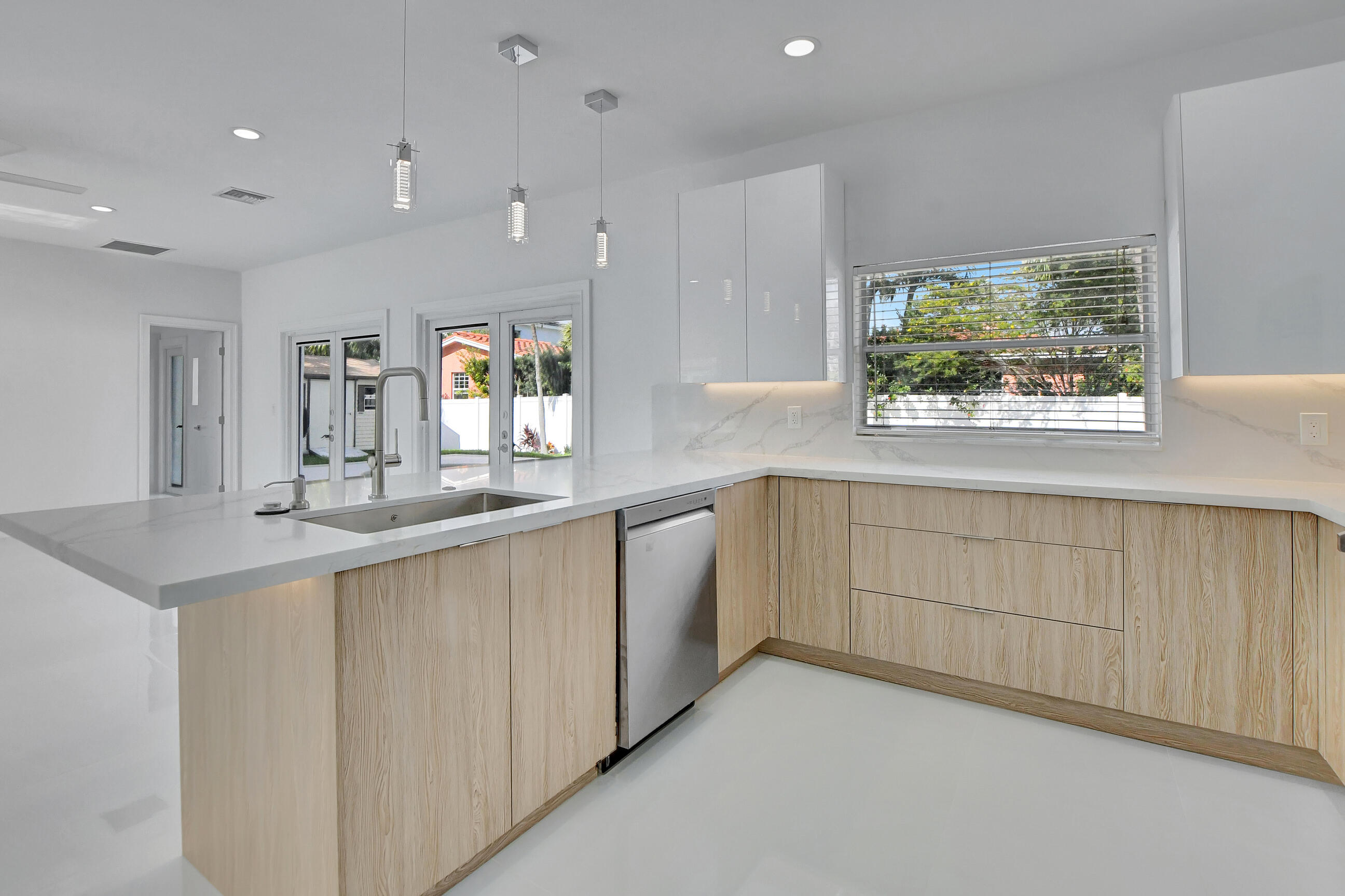 SPANISH VILLAGE - Residential Lease