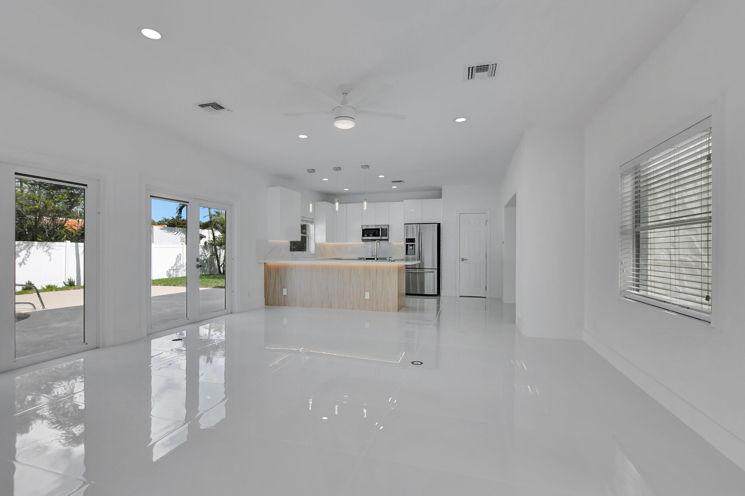 SPANISH VILLAGE - Residential Lease
