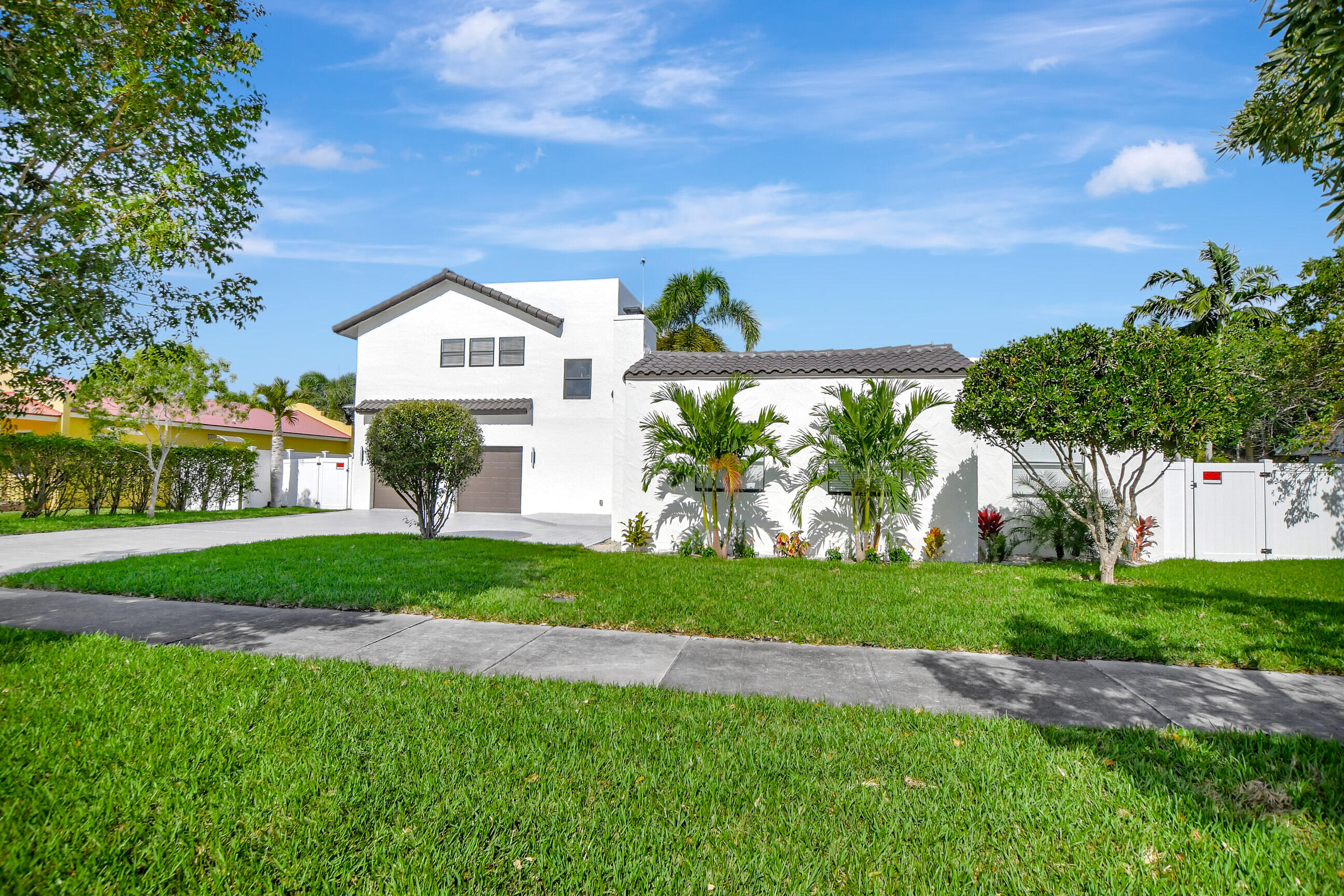 SPANISH VILLAGE - Residential Lease