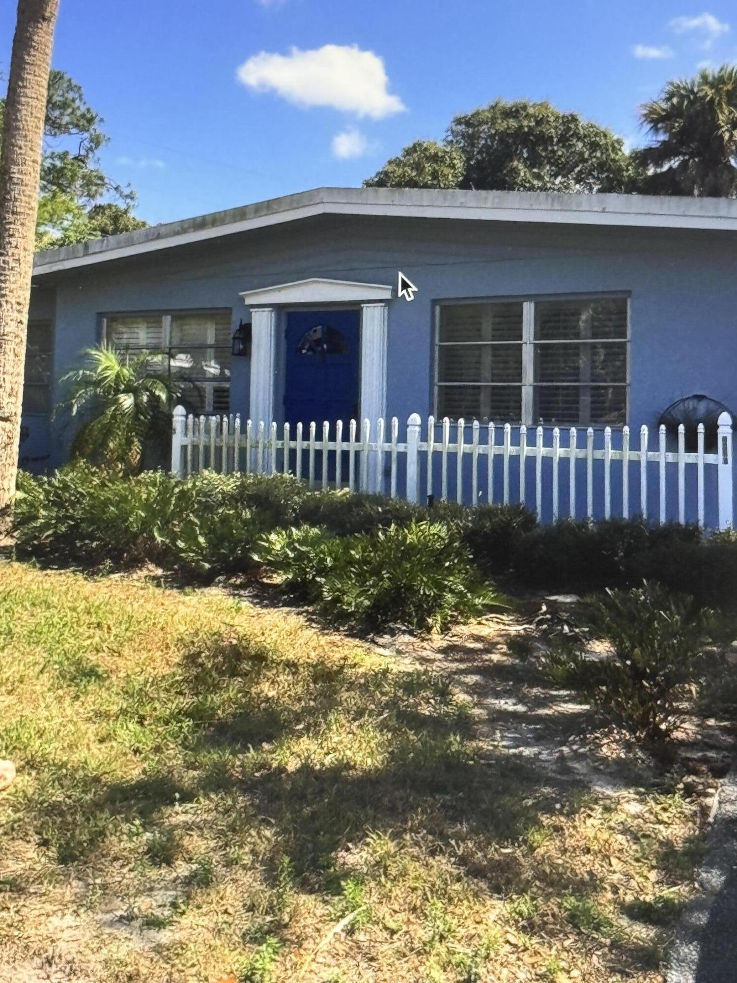 ST LUCIE ESTATES - Residential