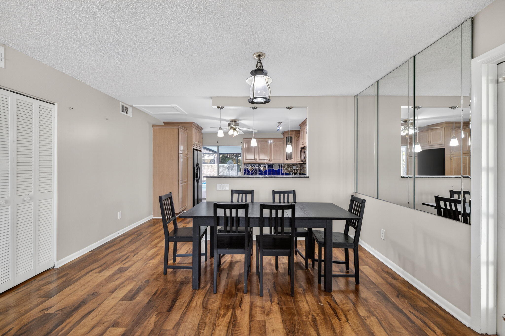 1040 SE 5th Street SE