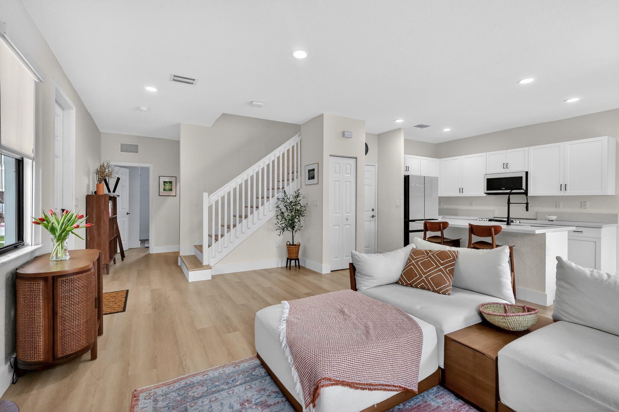 AQUABELLA SECTION ONE - Residential