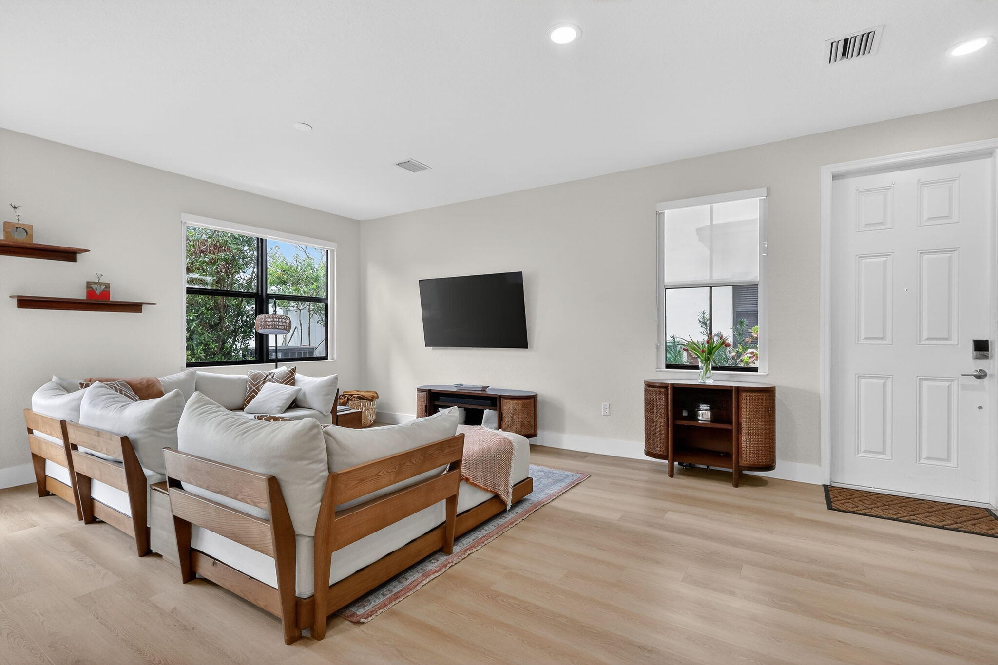 AQUABELLA SECTION ONE - Residential