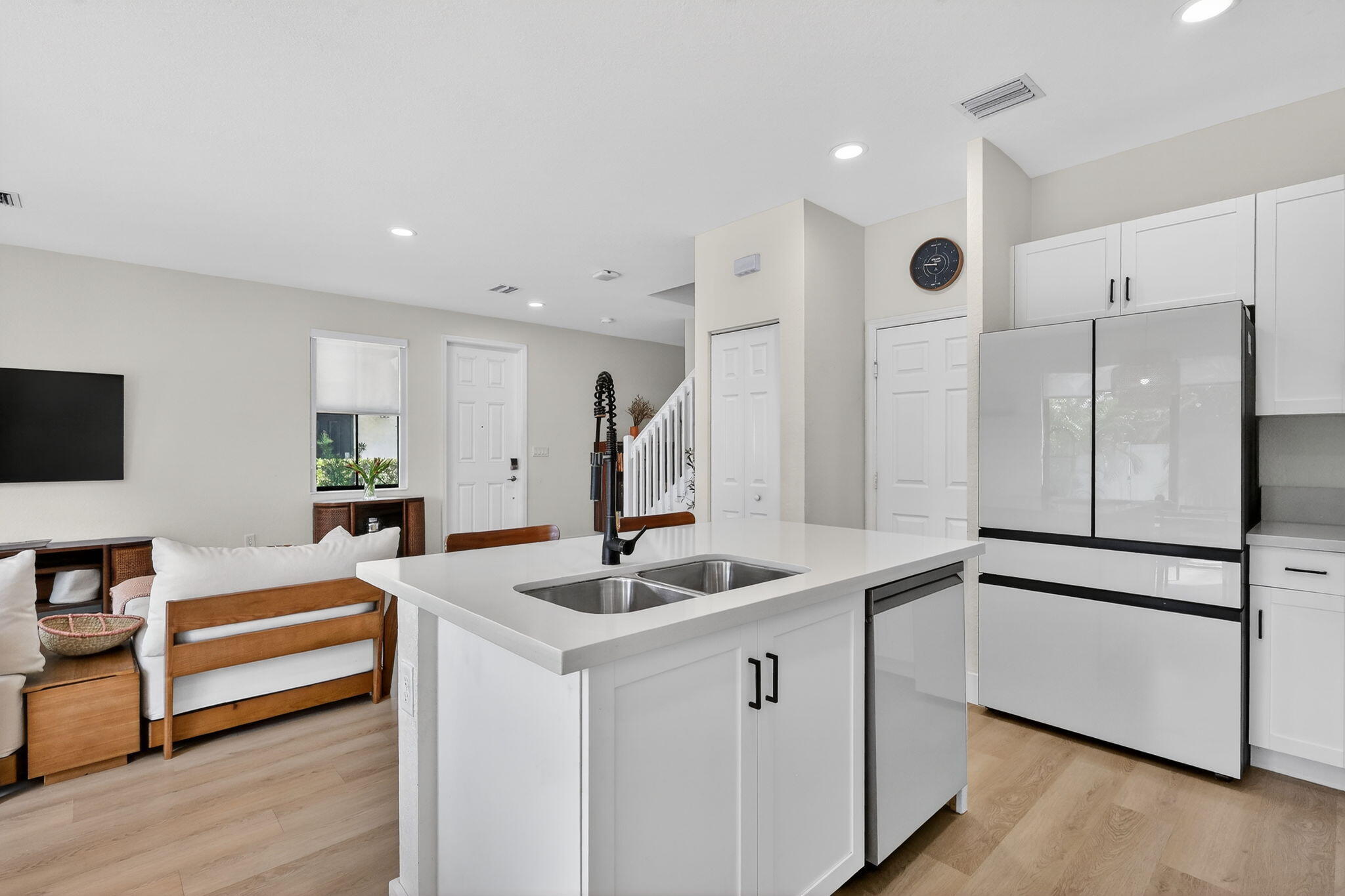 AQUABELLA SECTION ONE - Residential