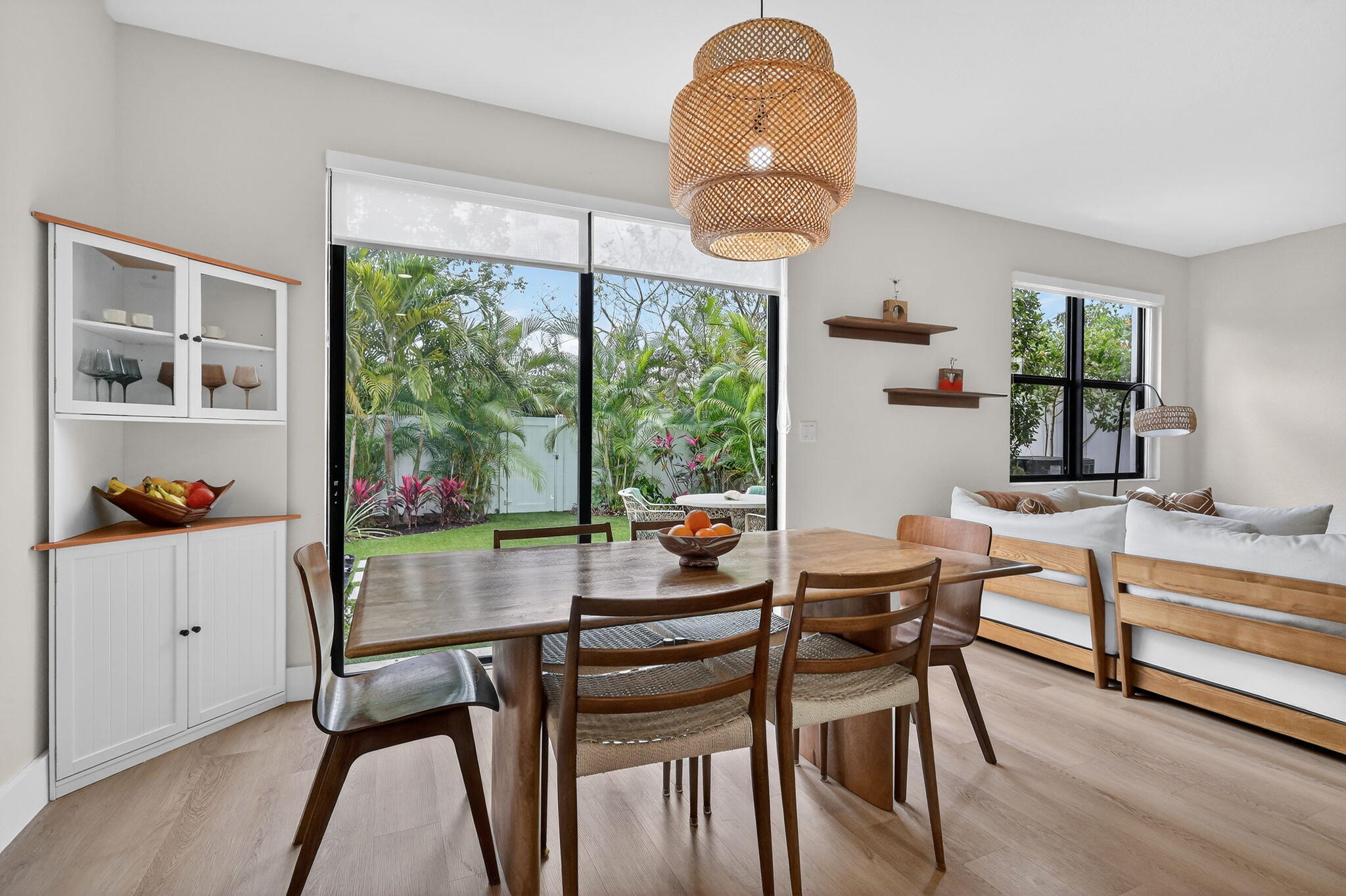 AQUABELLA SECTION ONE - Residential