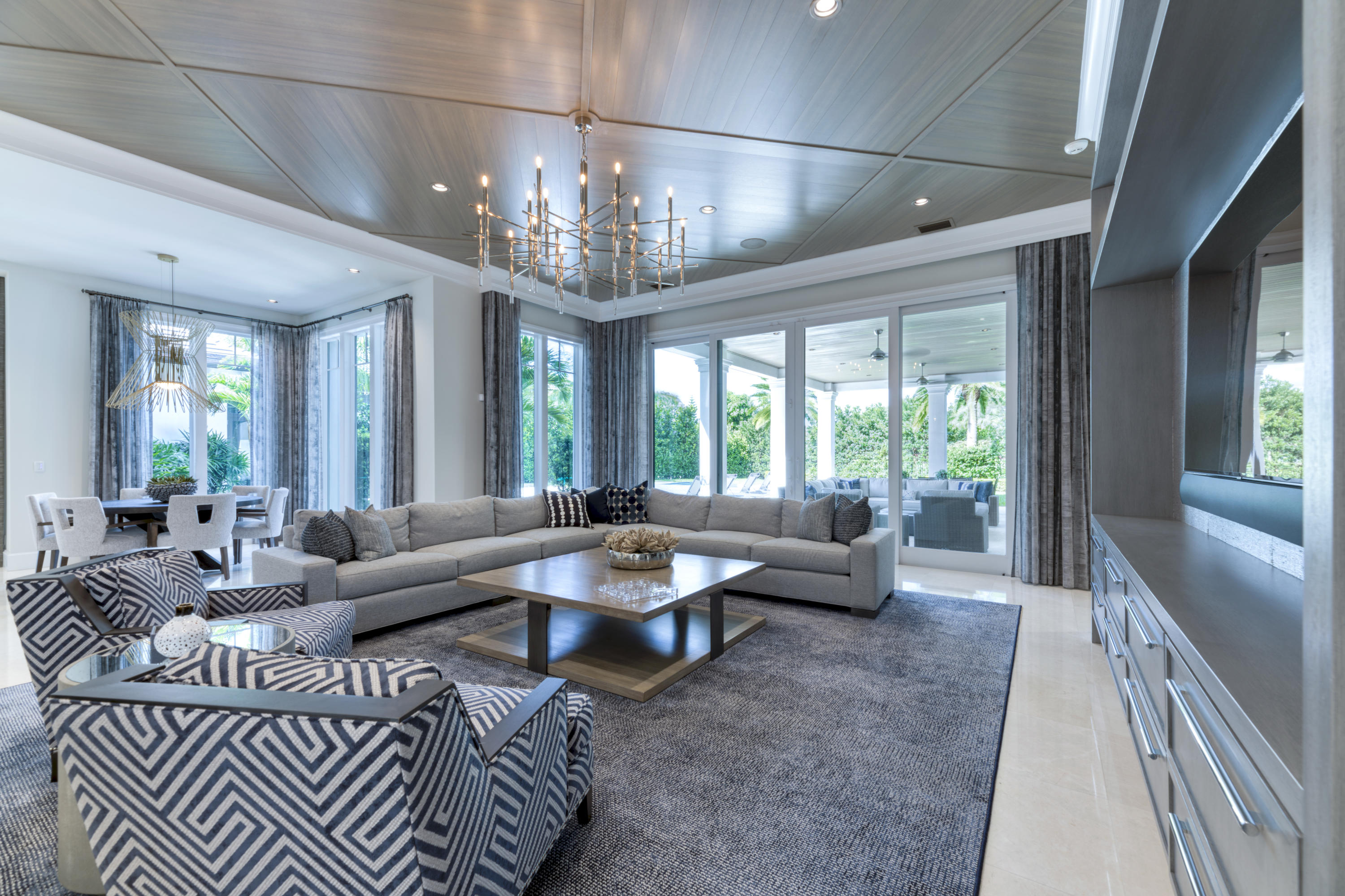 ADMIRALS COVE - Residential