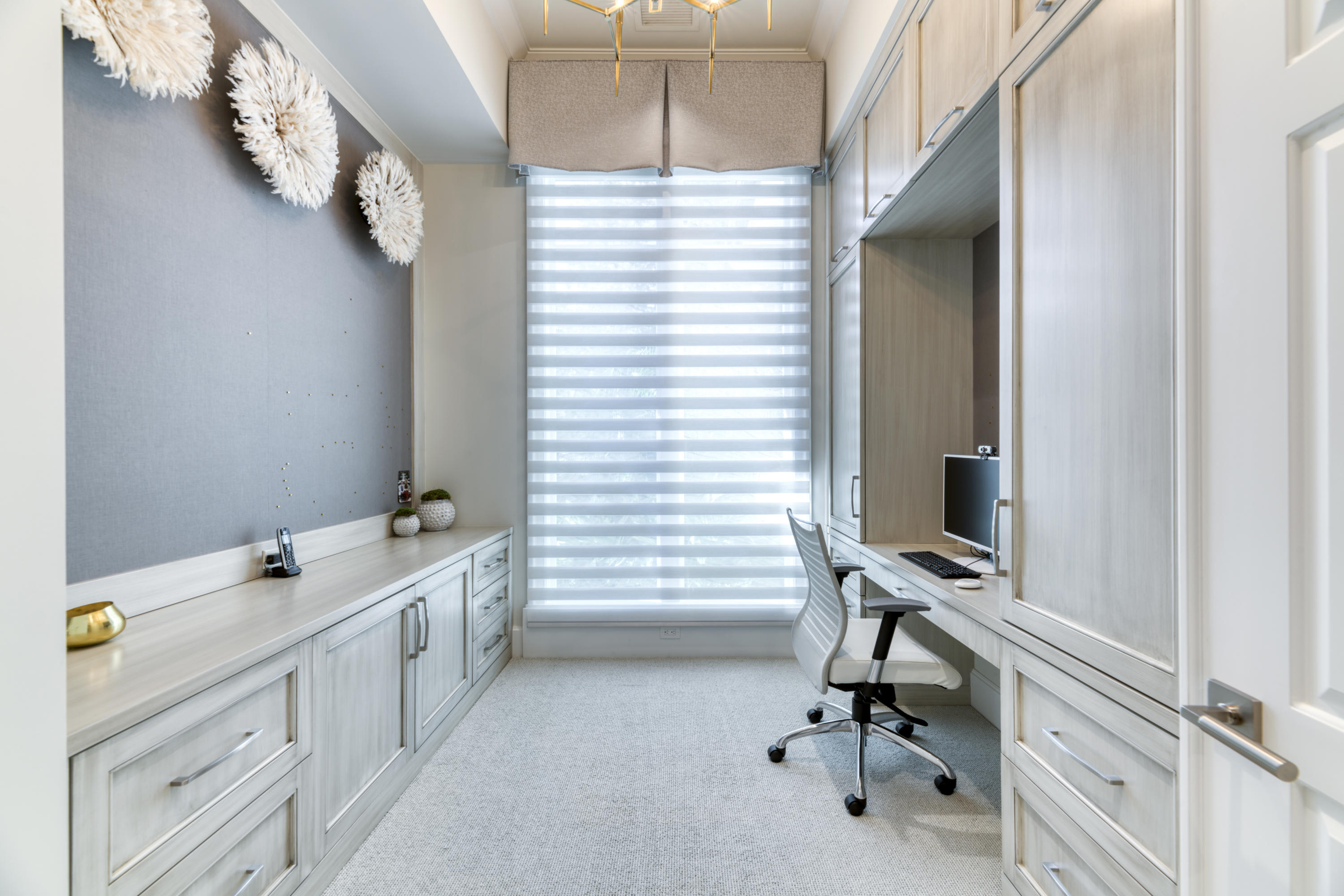 ADMIRALS COVE - Residential