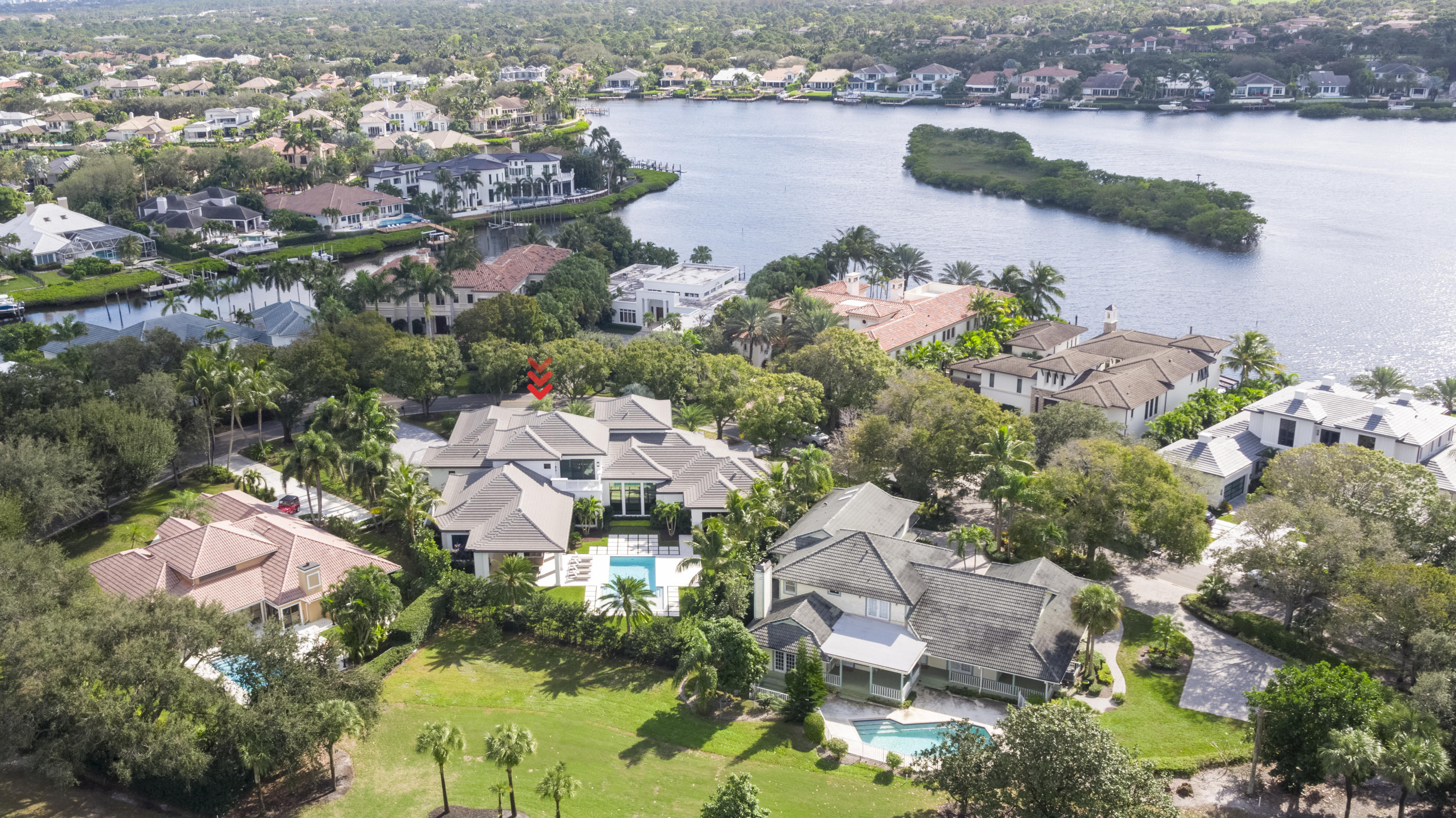 ADMIRALS COVE - Residential