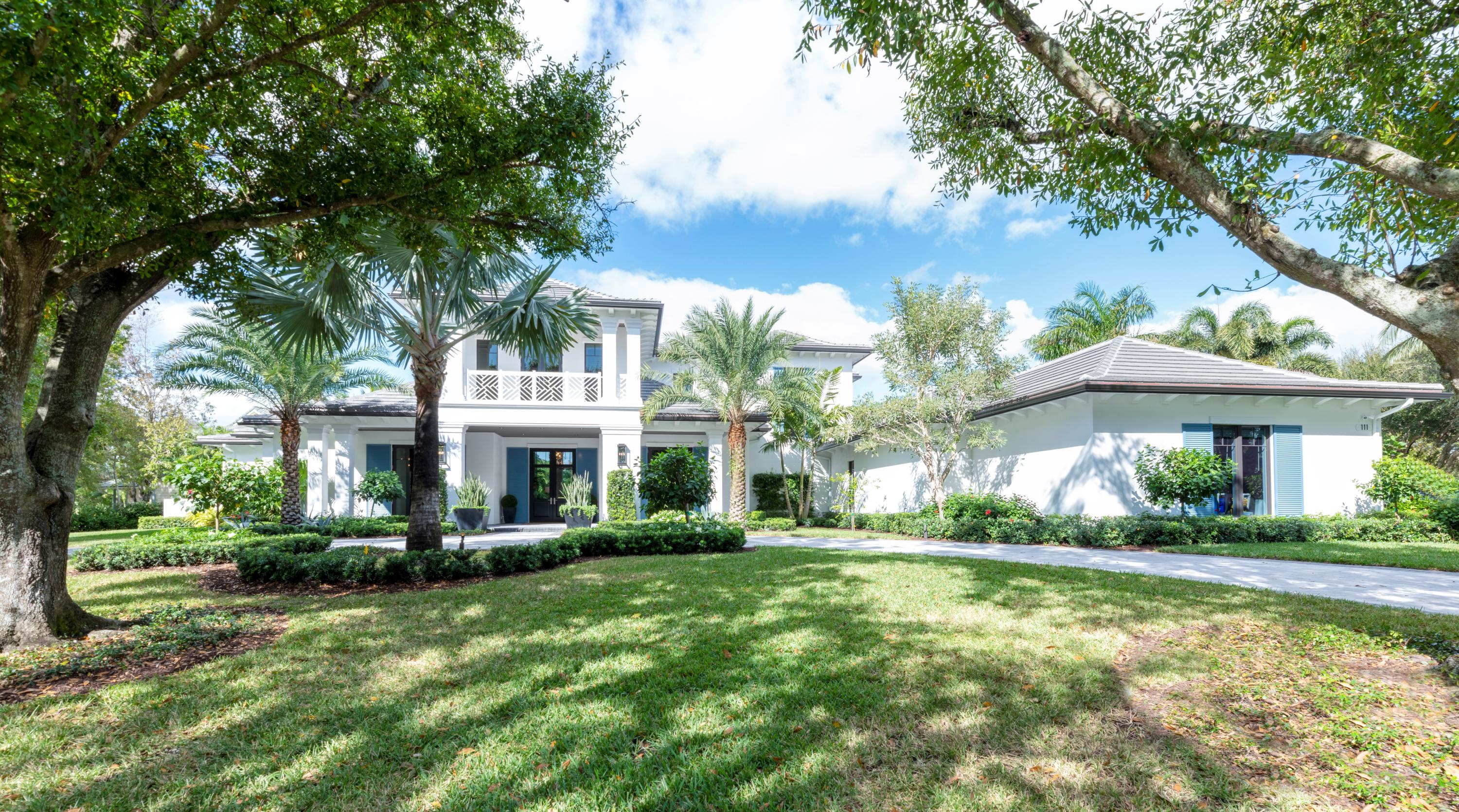 ADMIRALS COVE - Residential