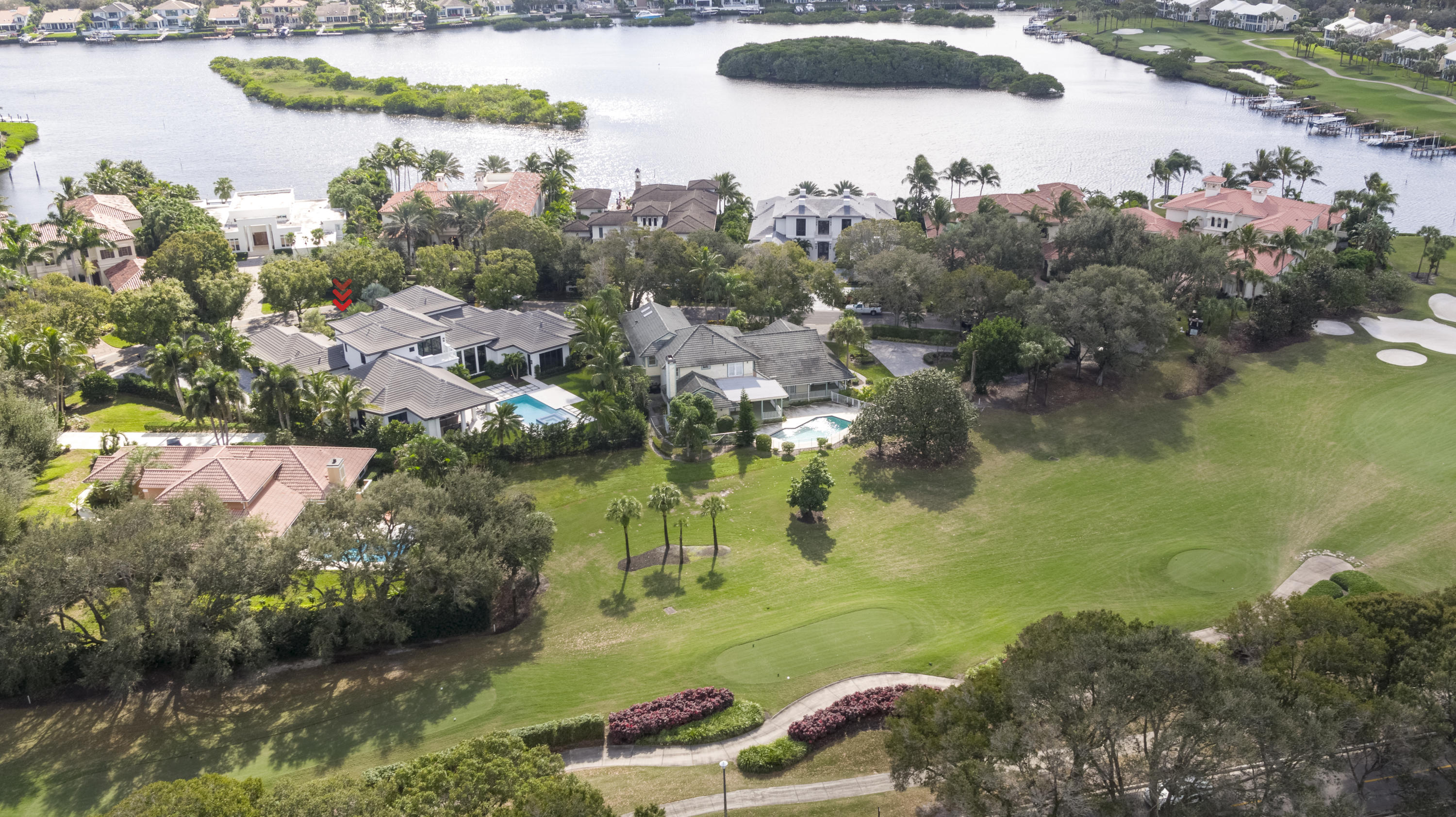 ADMIRALS COVE - Residential