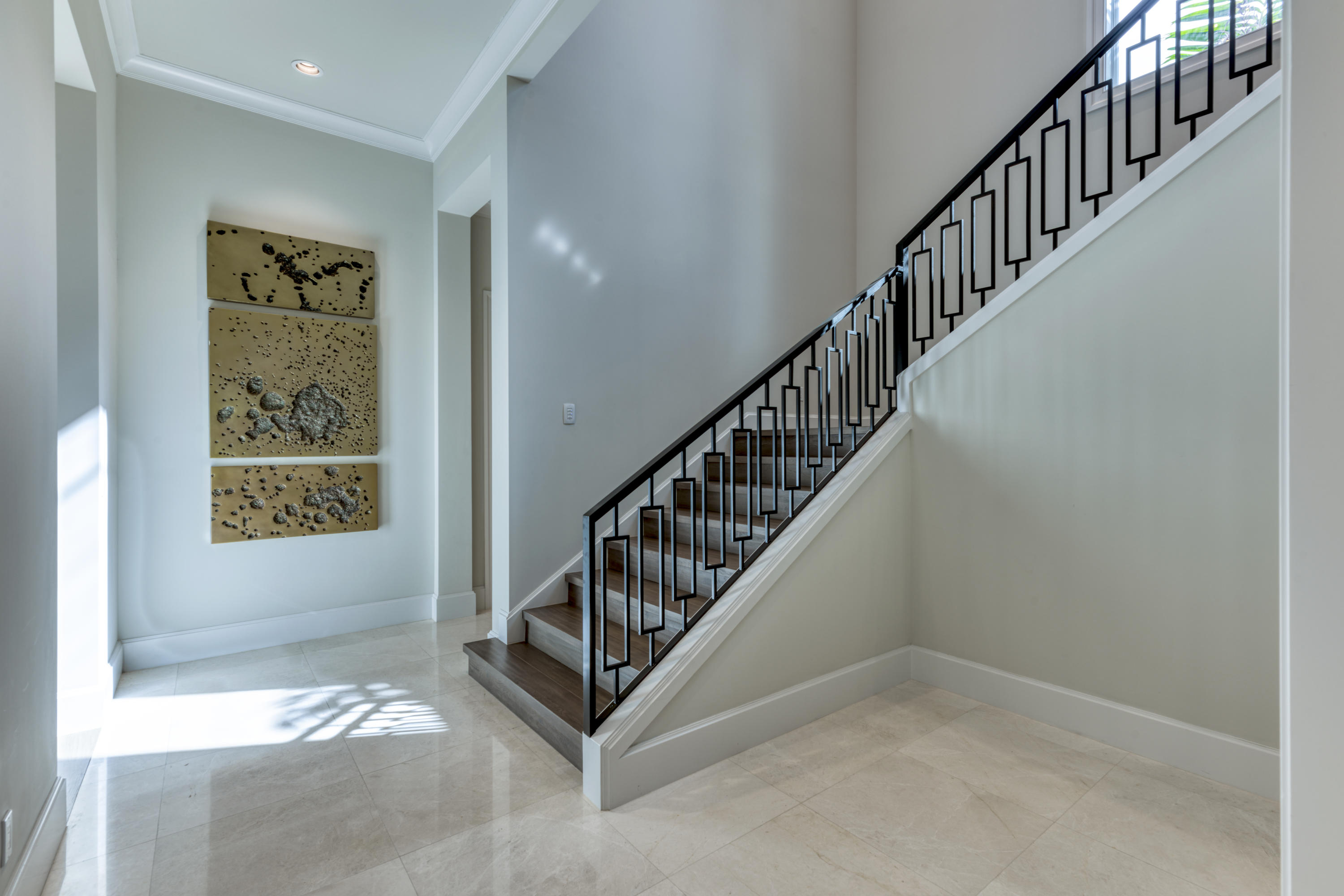 ADMIRALS COVE - Residential