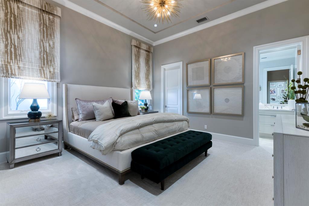 ADMIRALS COVE - Residential