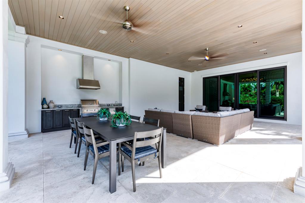 ADMIRALS COVE - Residential