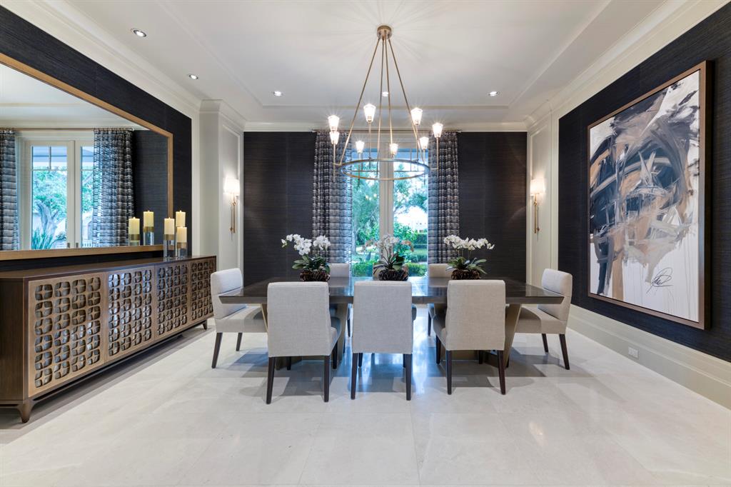 ADMIRALS COVE - Residential