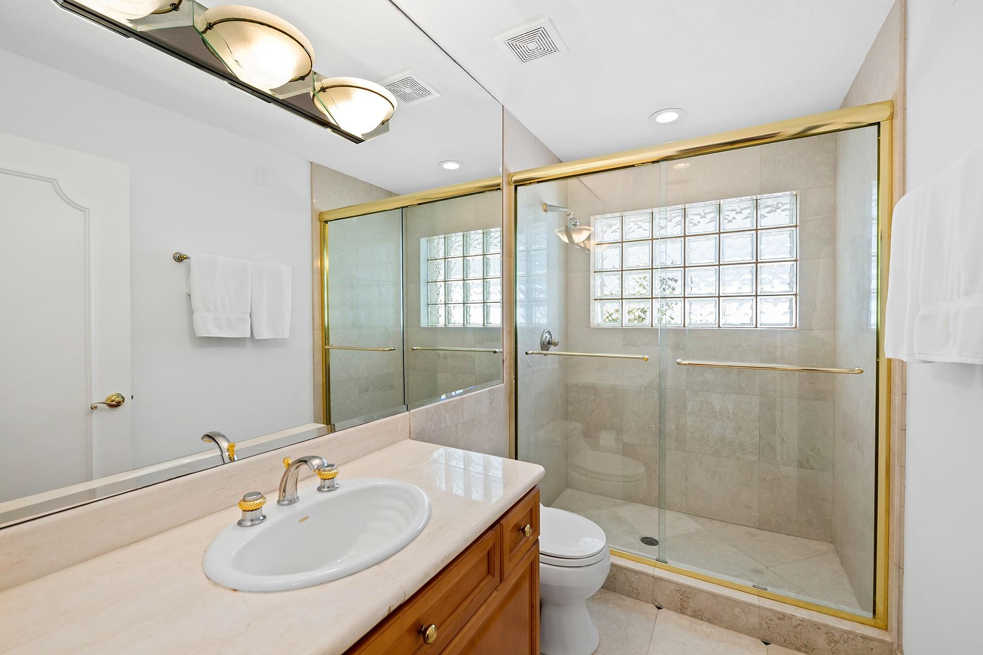 Venice Resub In Blks 3 & - Residential