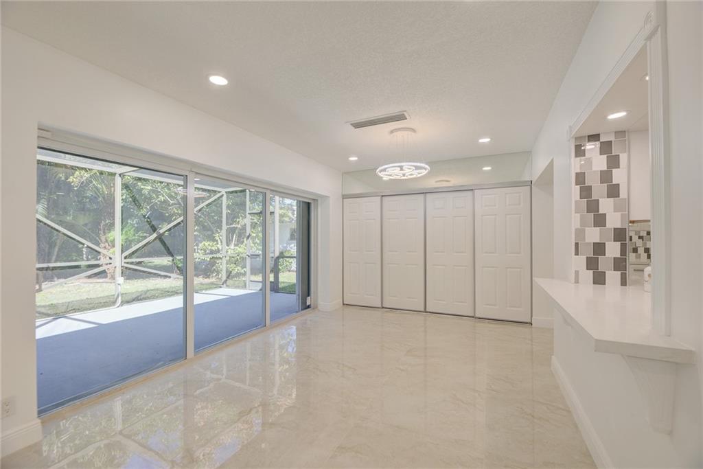 Woodlands Sec Seven 67-41 - Residential