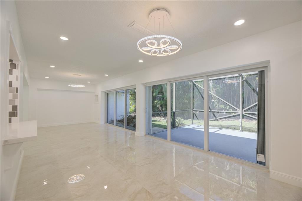 Woodlands Sec Seven 67-41 - Residential