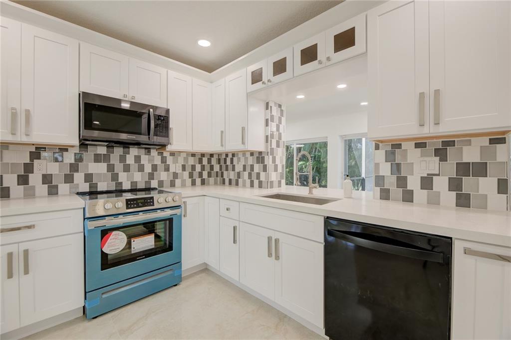 Woodlands Sec Seven 67-41 - Residential