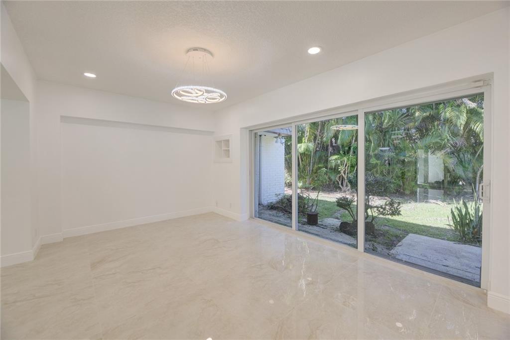 Woodlands Sec Seven 67-41 - Residential