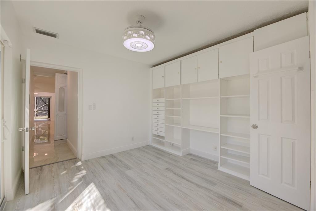 Woodlands Sec Seven 67-41 - Residential