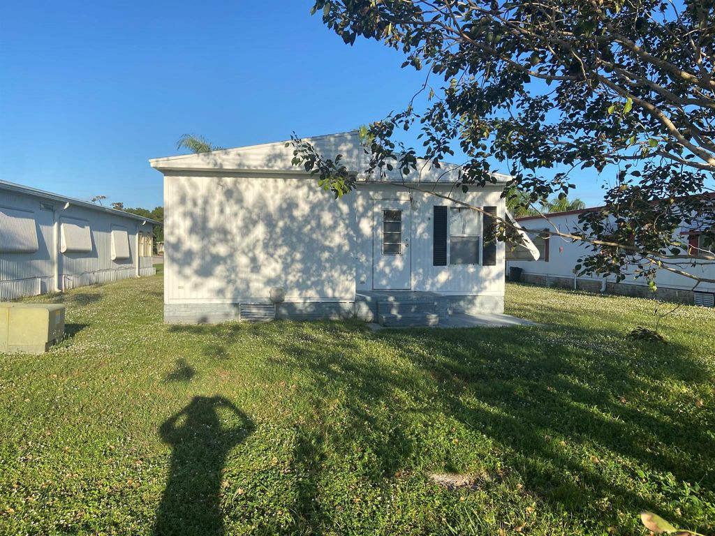 Photo of 266 Camino Del Rio, Port Saint Lucie, FL 34952 (MLS # R10940988)