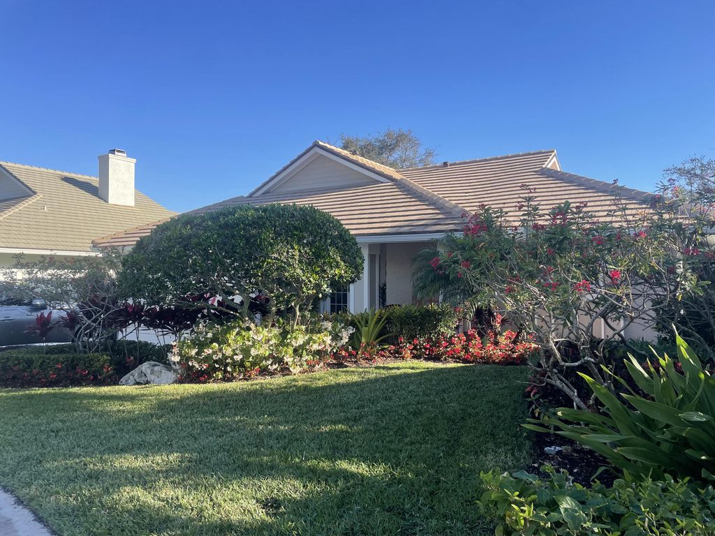 Photo of 16944 Freshwind Circle, Jupiter, FL 33477 (MLS # R10961710)