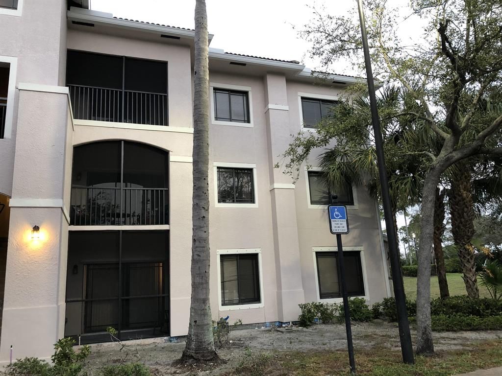 Photo of 3023 Alcazar Place #305, Palm Beach Gardens, FL 33410 (MLS # R10777115)