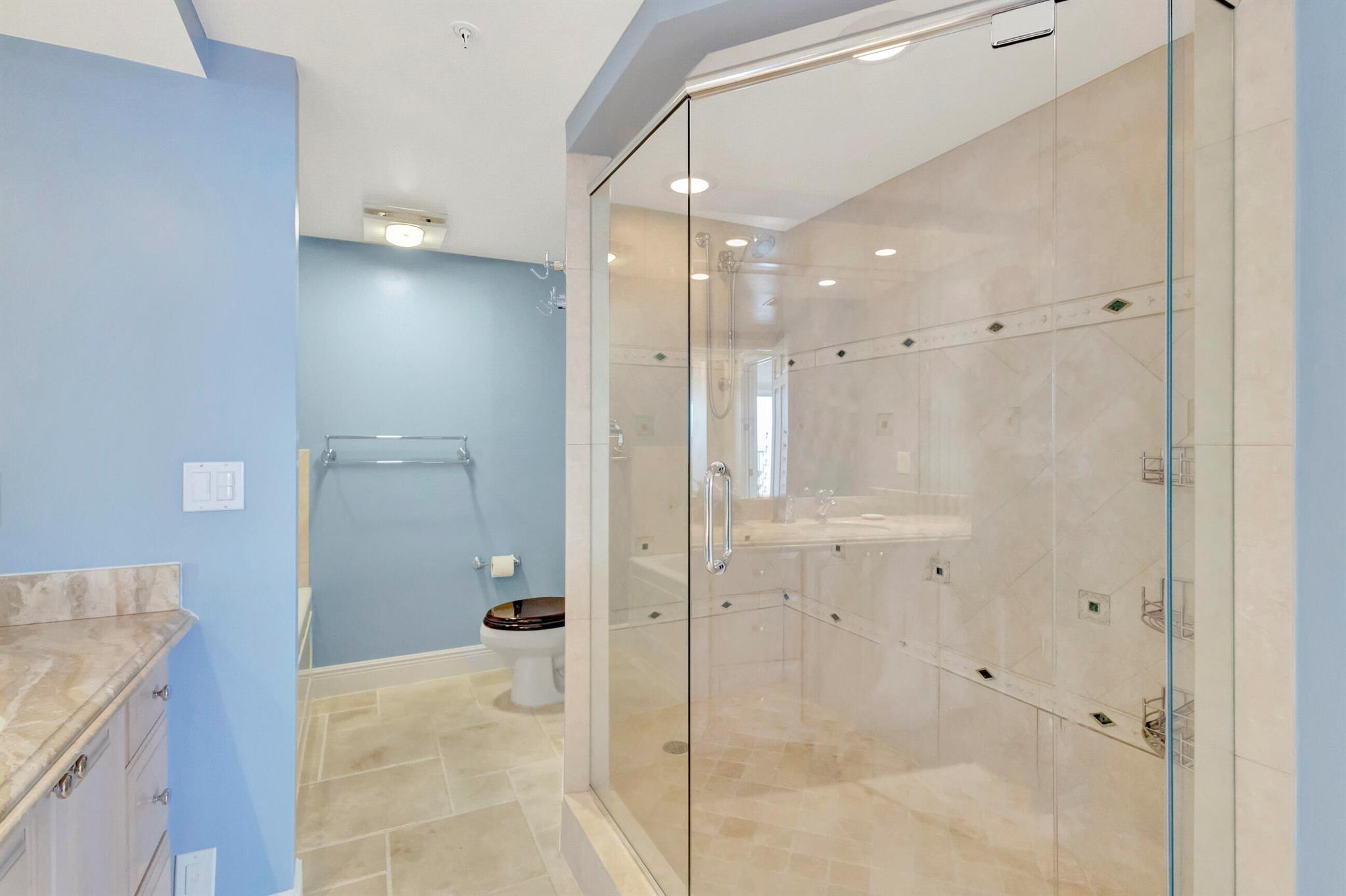 TEQUESTA TOWERS CONDO - Residential Lease