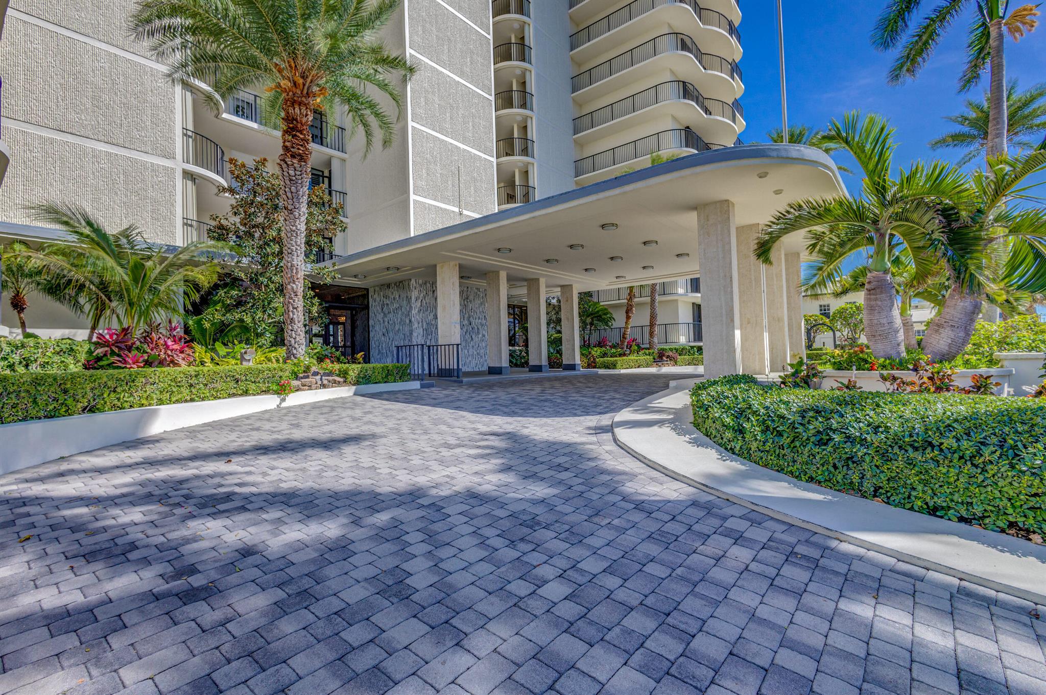 TEQUESTA TOWERS CONDO - Residential Lease