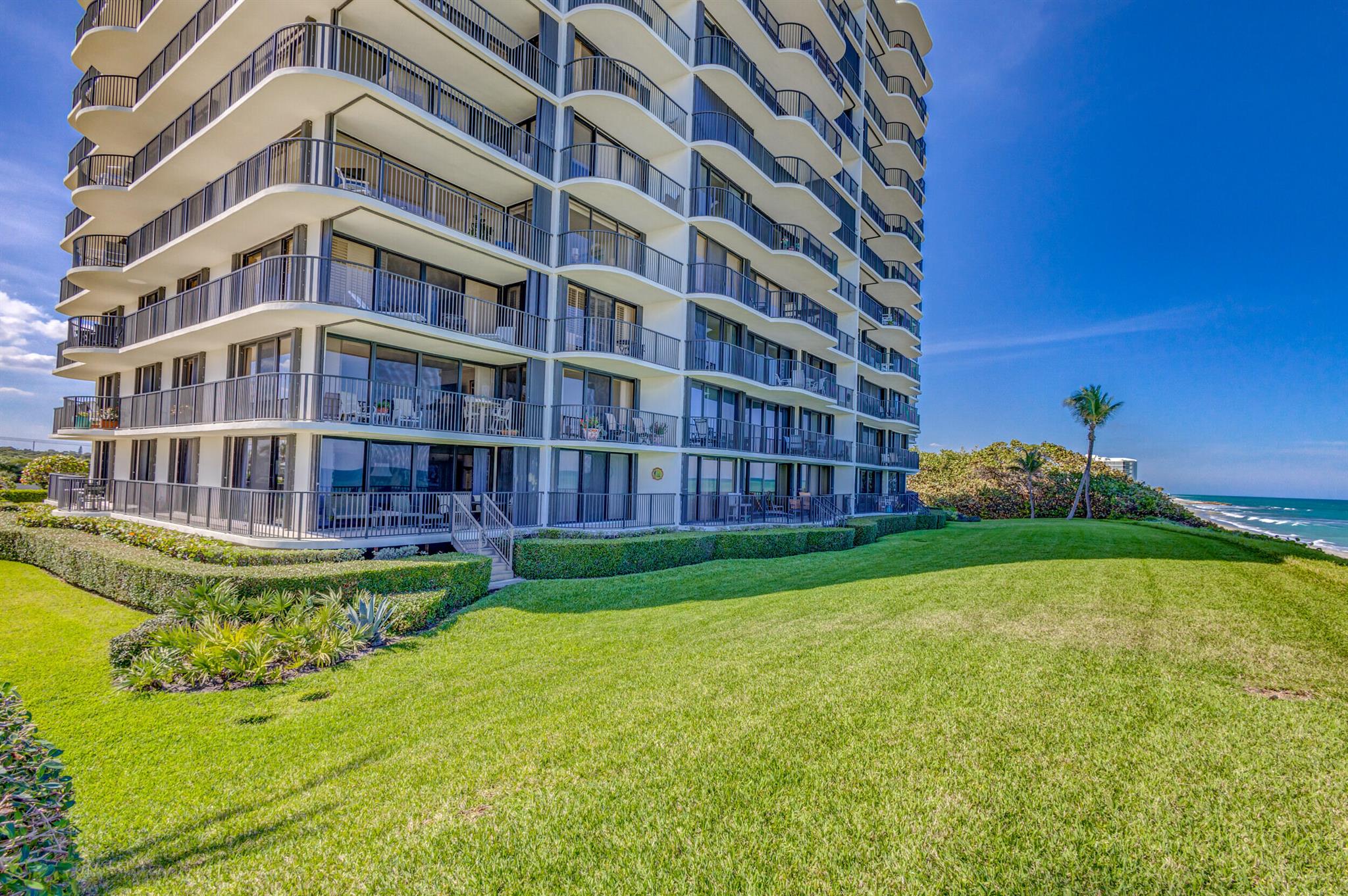 TEQUESTA TOWERS CONDO - Residential Lease