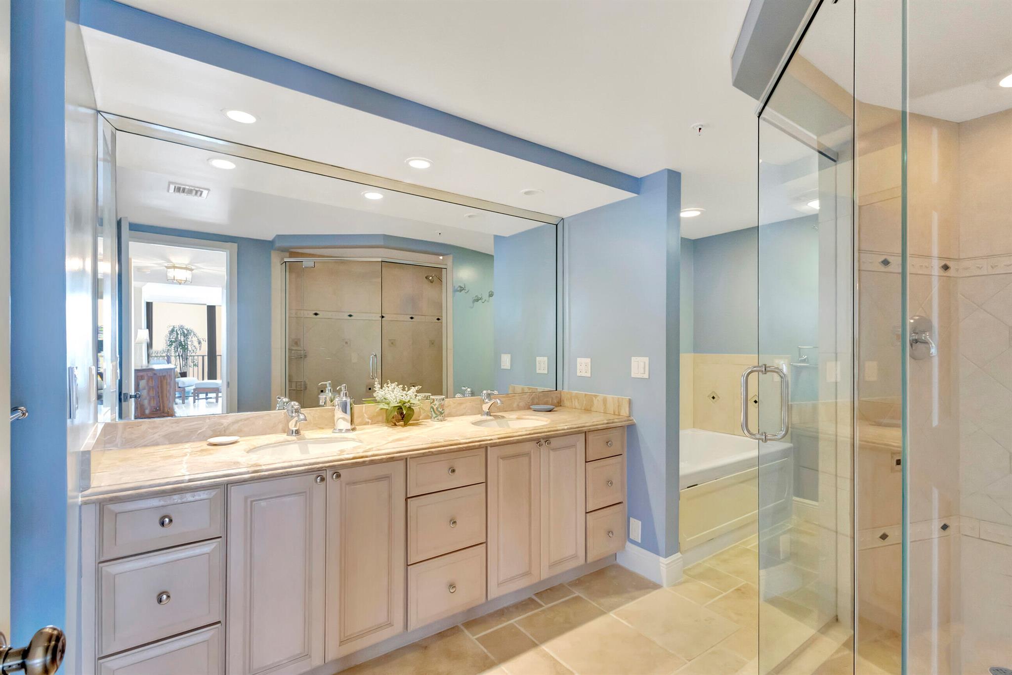 TEQUESTA TOWERS CONDO - Residential Lease